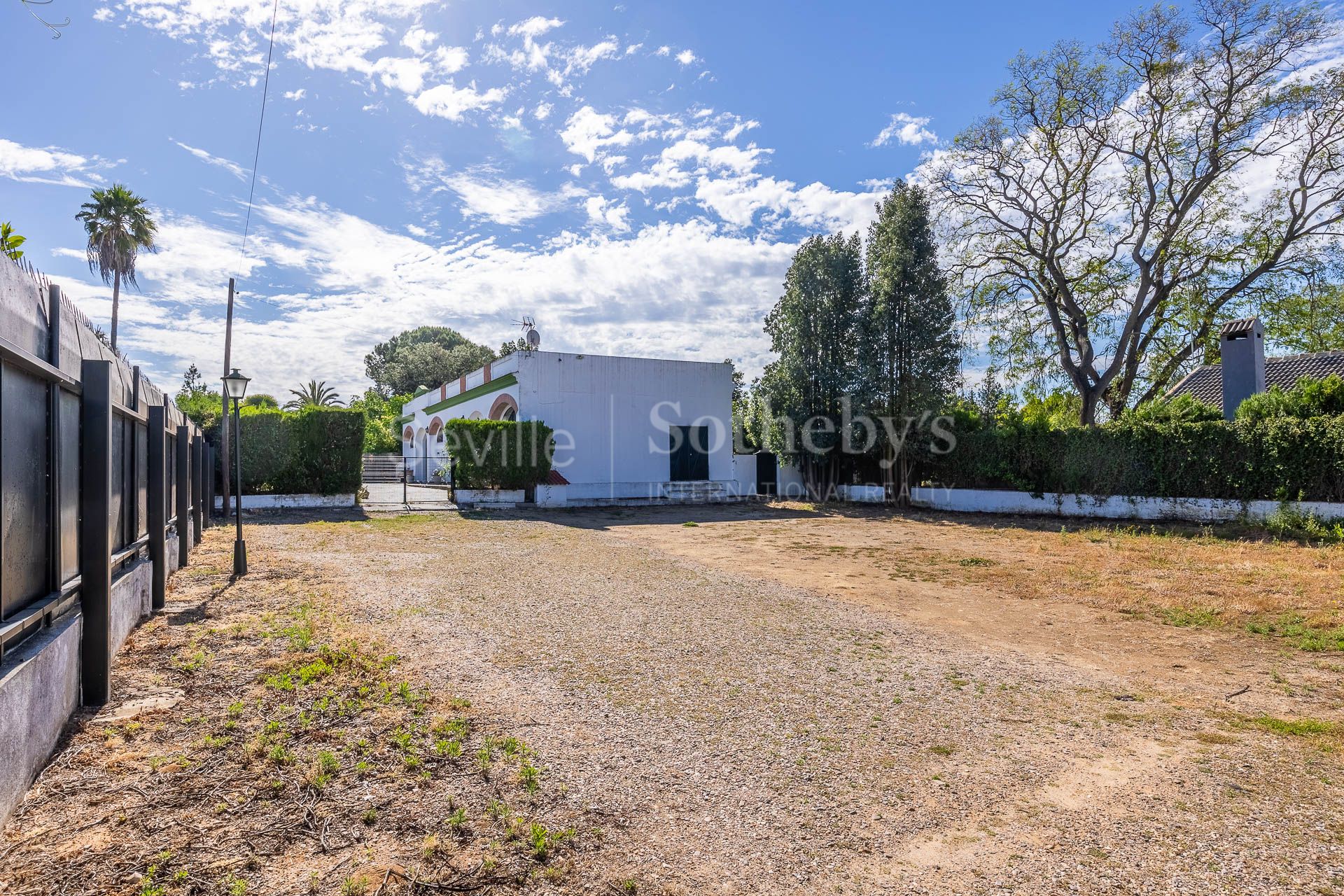 Rural tourist accommodation in the El Capricho neighbourhood