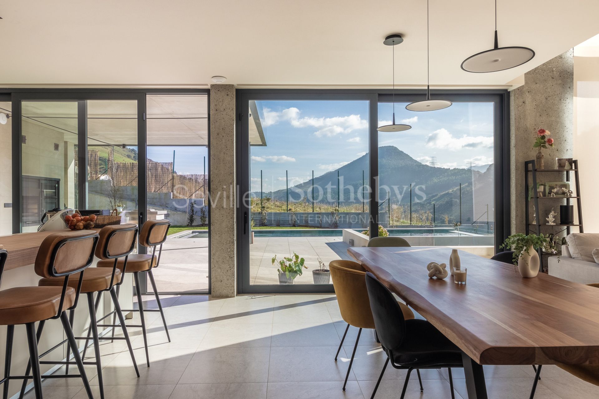 Exclusive residence with panoramic views of the Cantabrian Sea