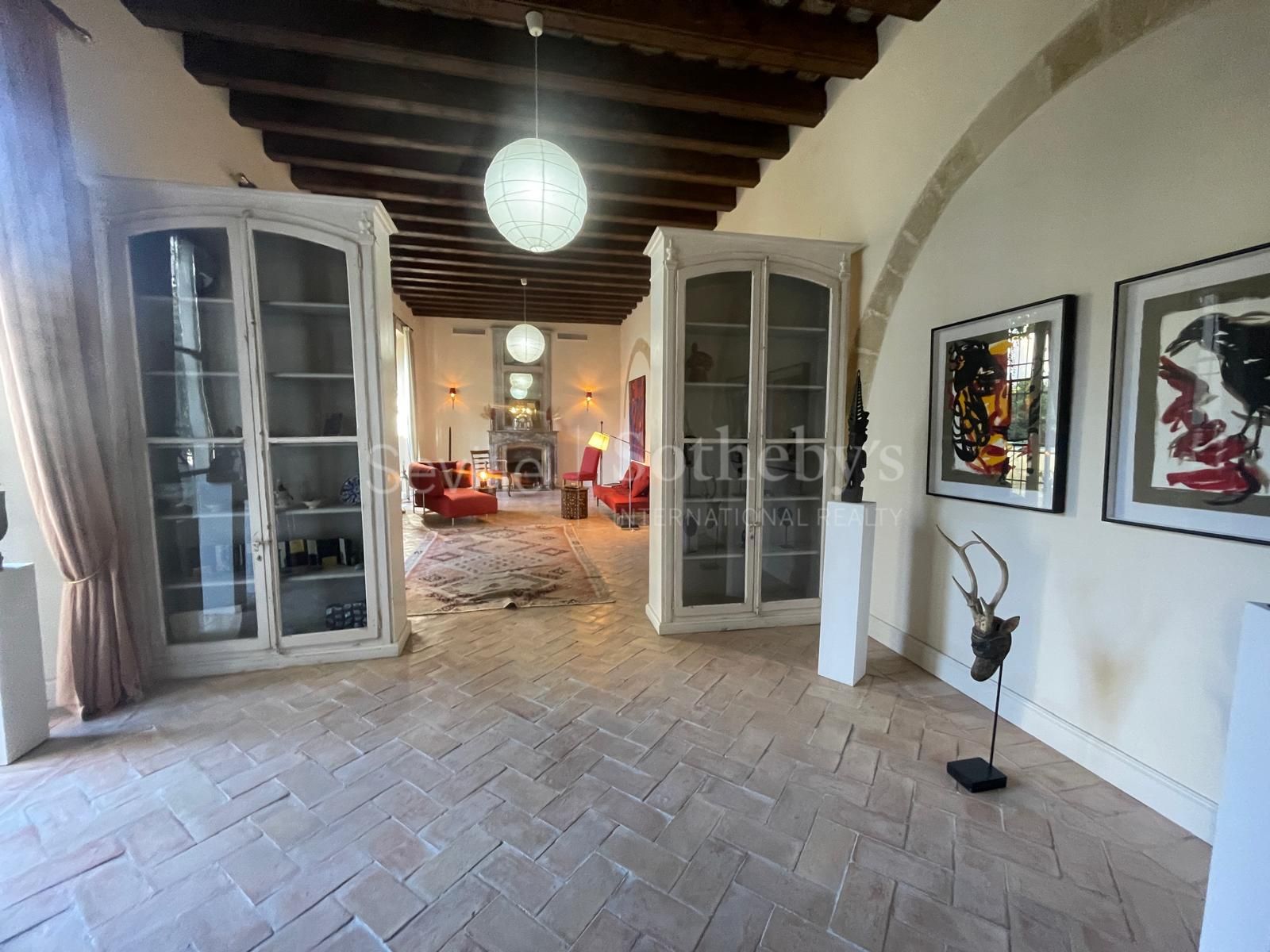 Casa restaurada con piscina y vistas panorámicas en el casco antiguo