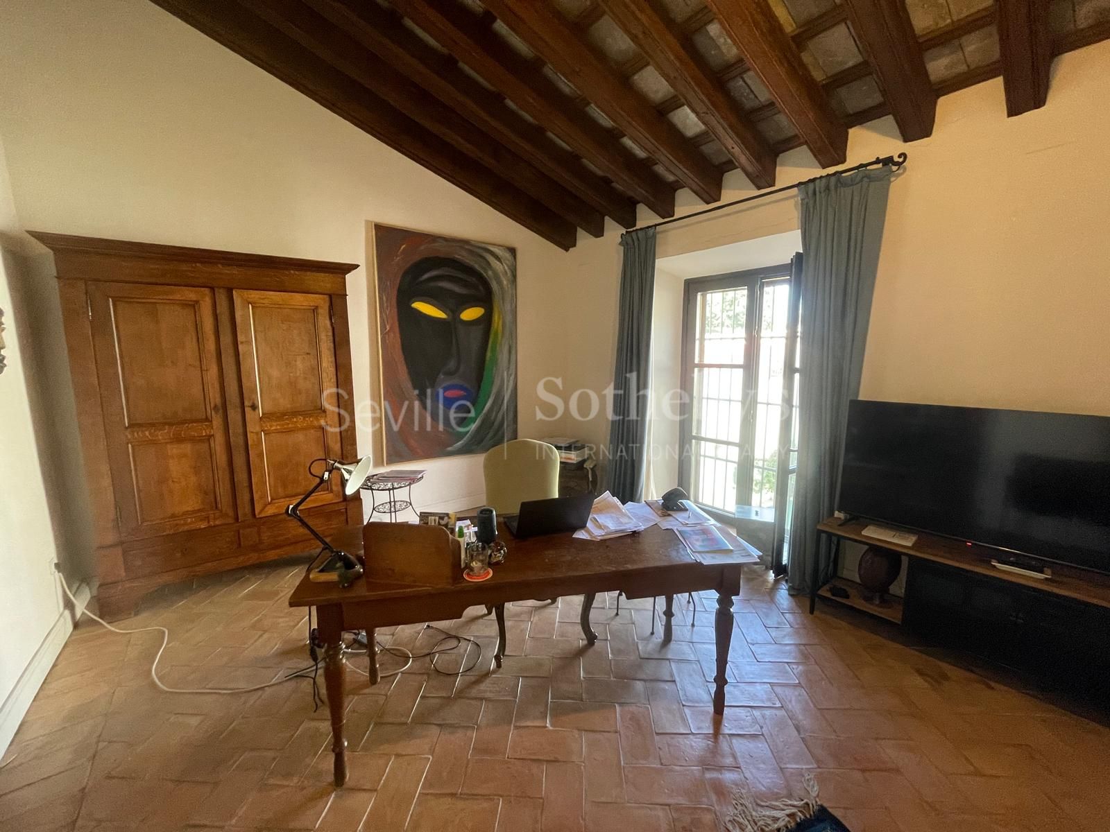 Casa restaurada con piscina y vistas panorámicas en el casco antiguo