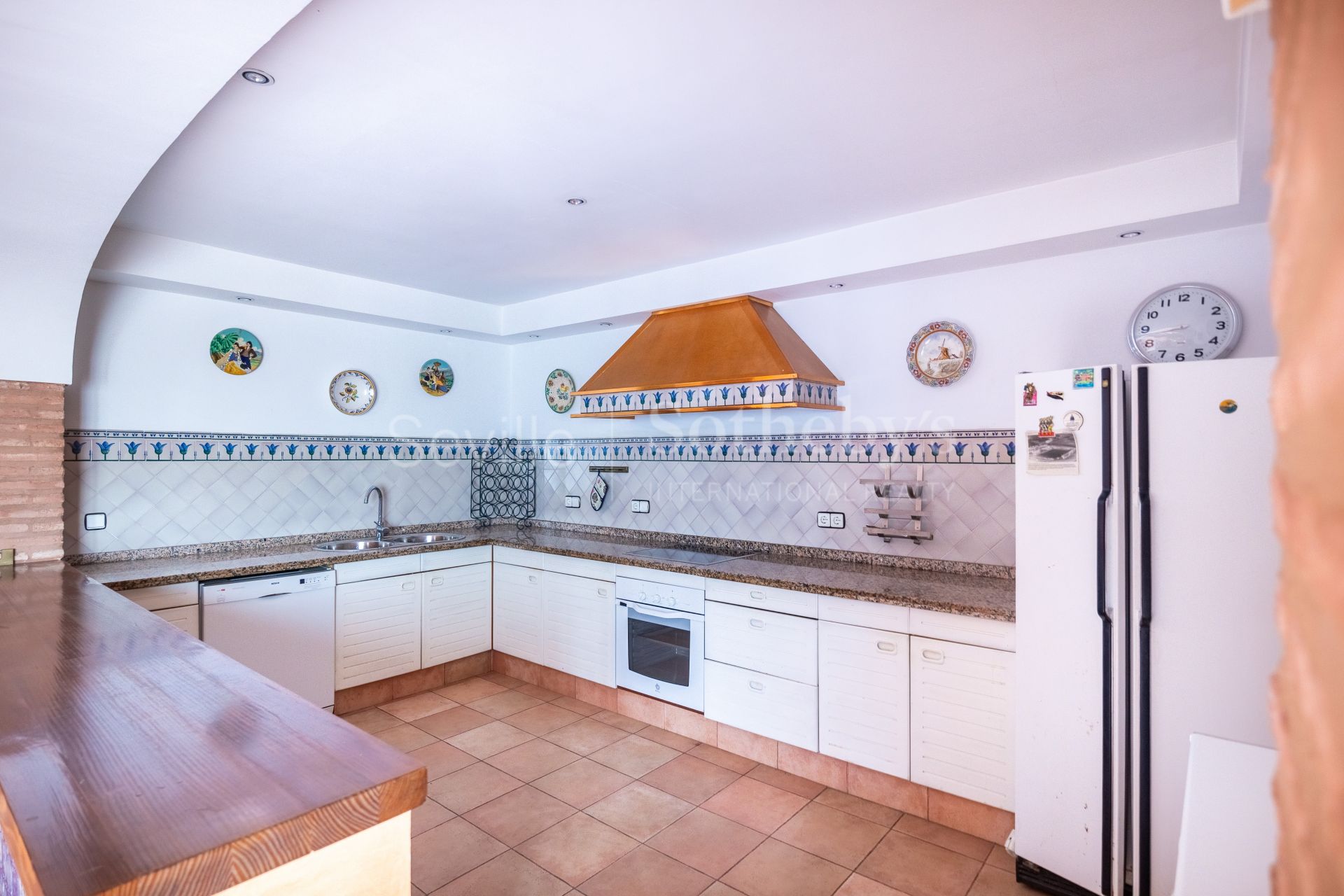 Exclusive detached home with mature garden in El Zaudín