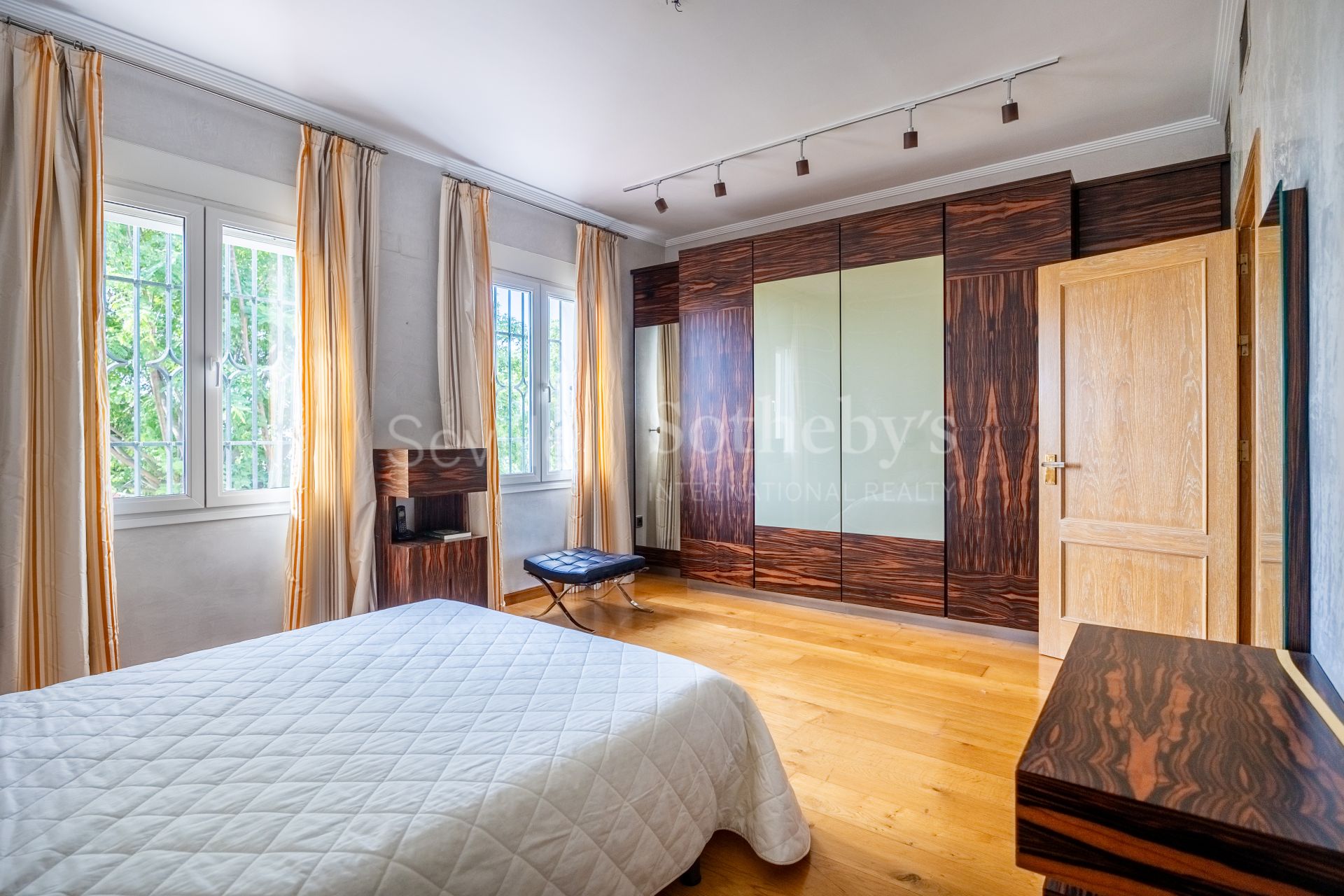 Exclusive detached home with mature garden in El Zaudín