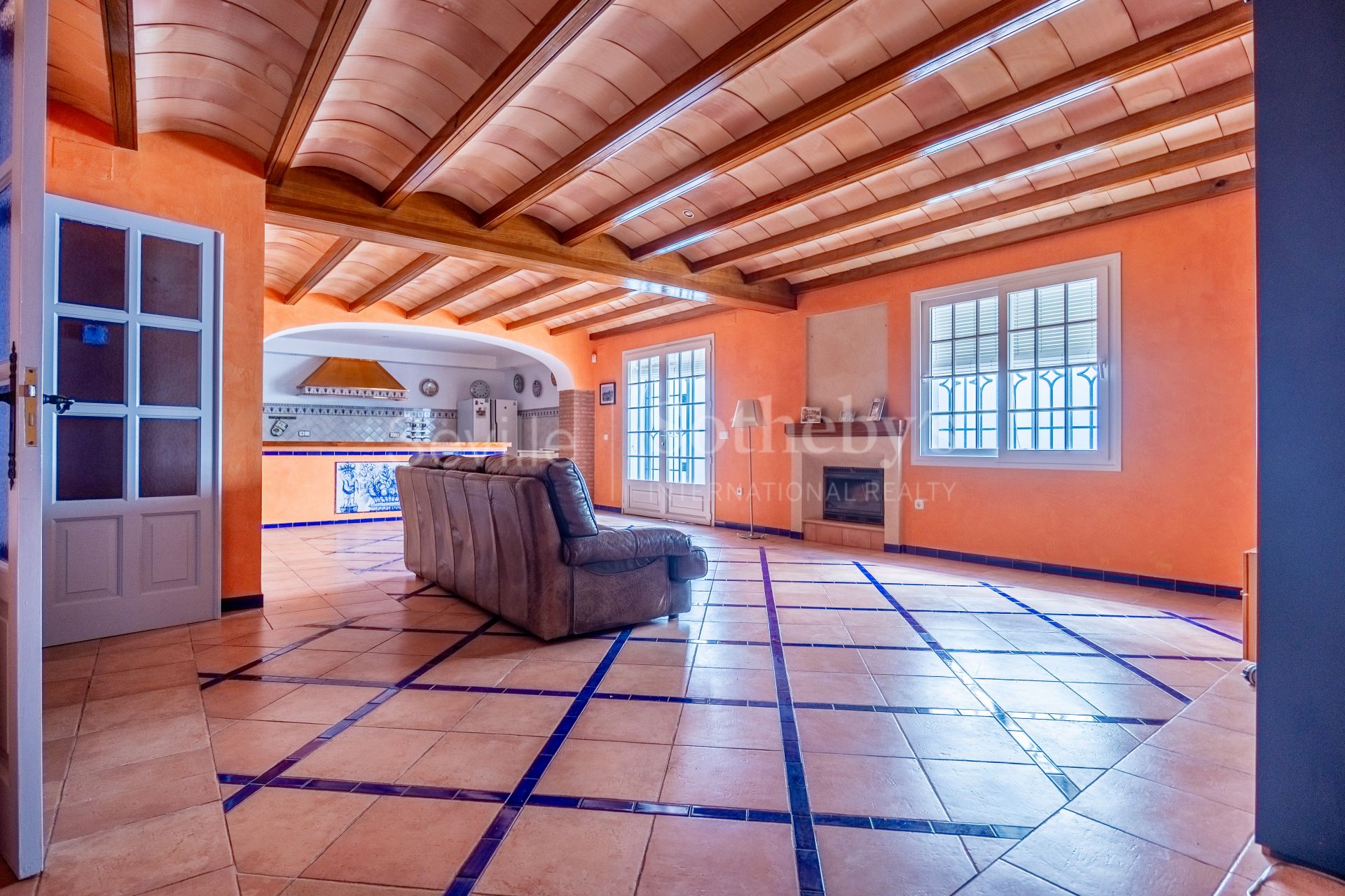 Exclusive detached home with mature garden in El Zaudín