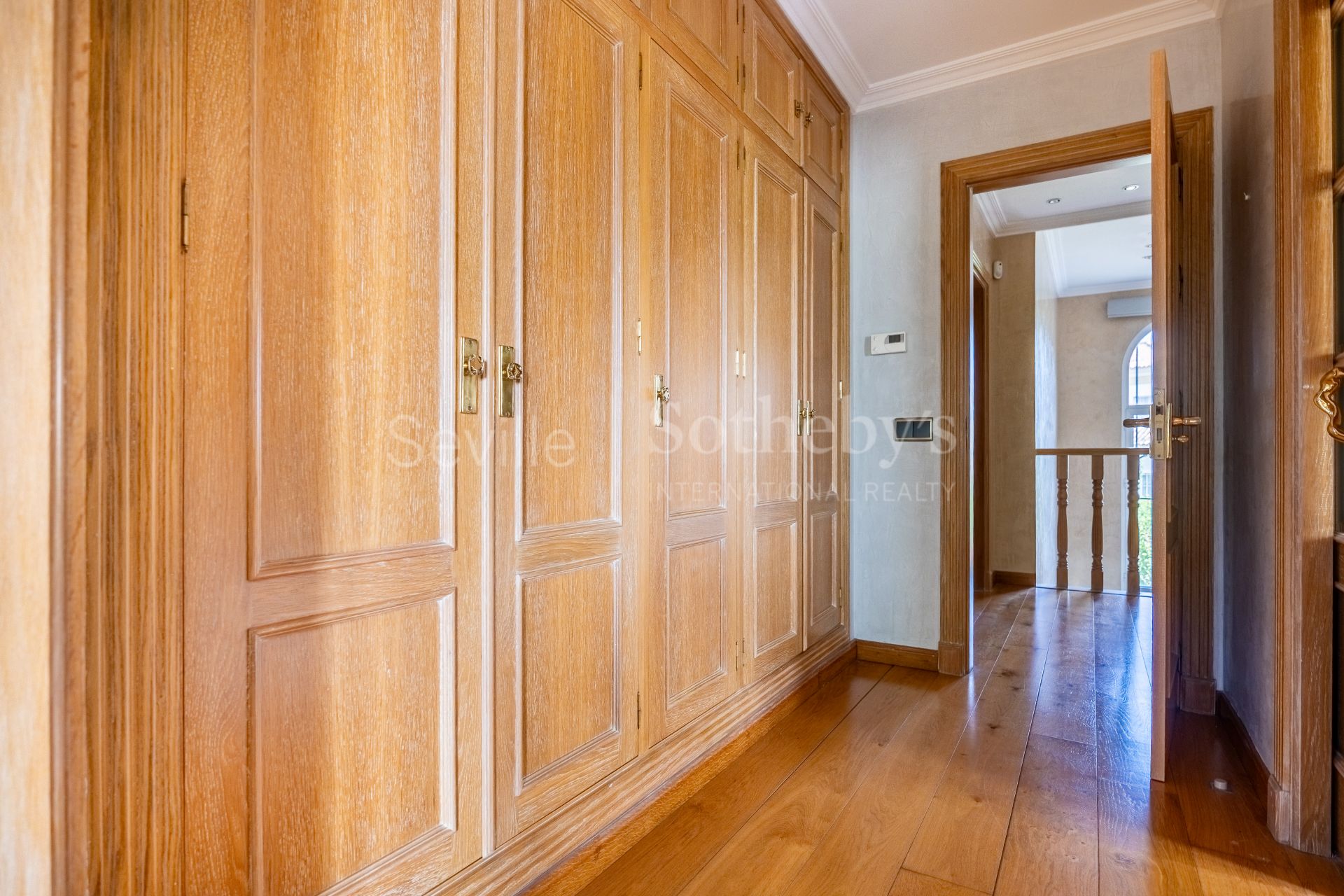 Exclusive detached home with mature garden in El Zaudín