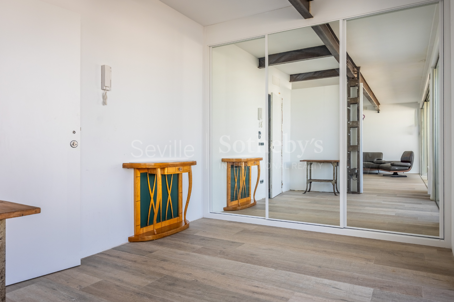 Ático con terraza de 45 metros cuadrados en calle Fernández y González