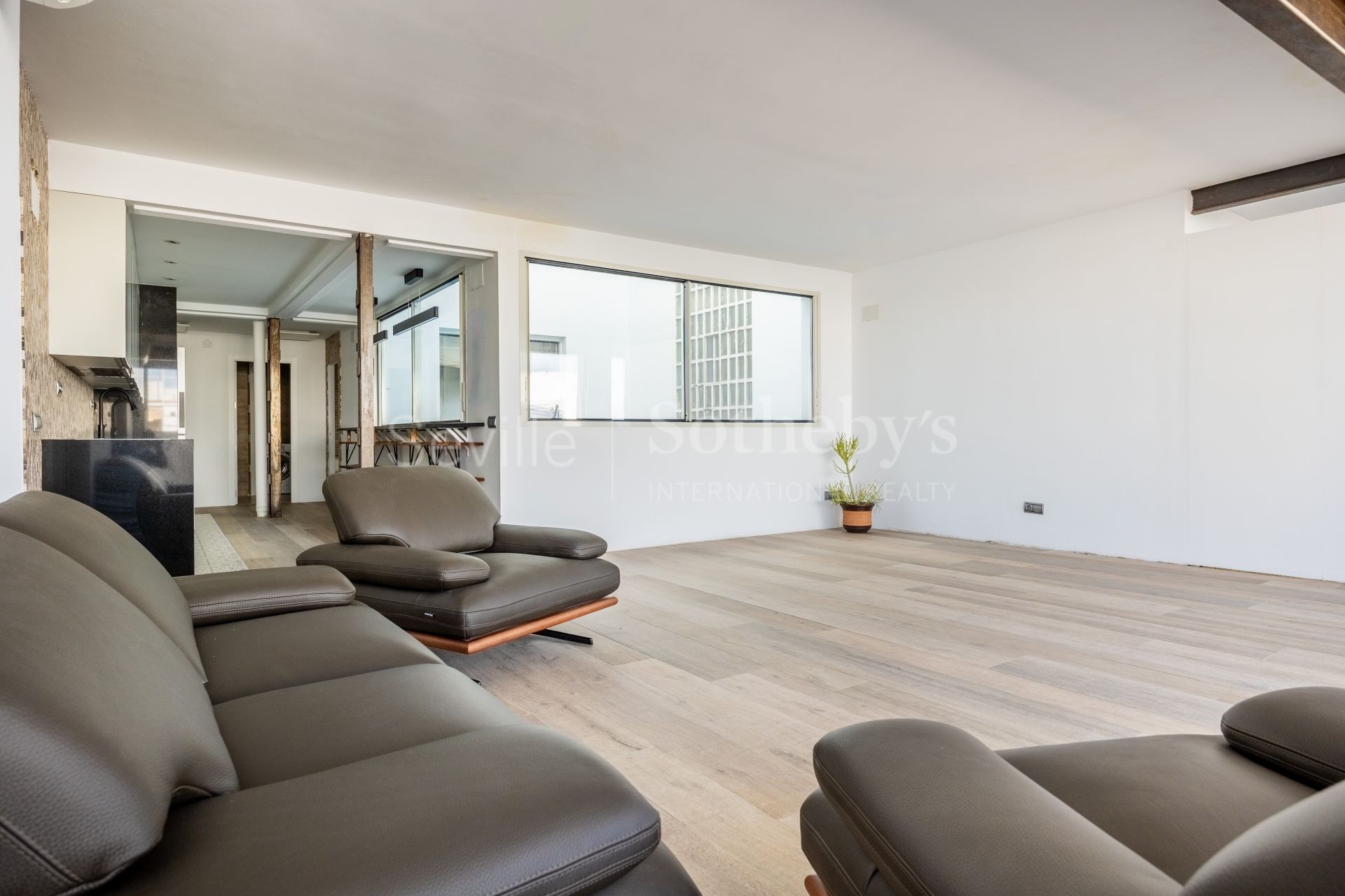 Ático con terraza de 45 metros cuadrados en calle Fernández y González