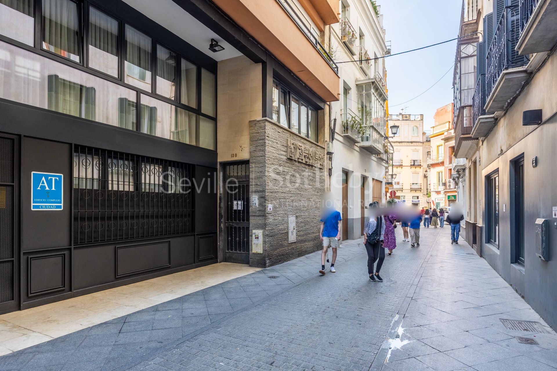 Ático con terraza de 45 metros cuadrados en calle Fernández y González