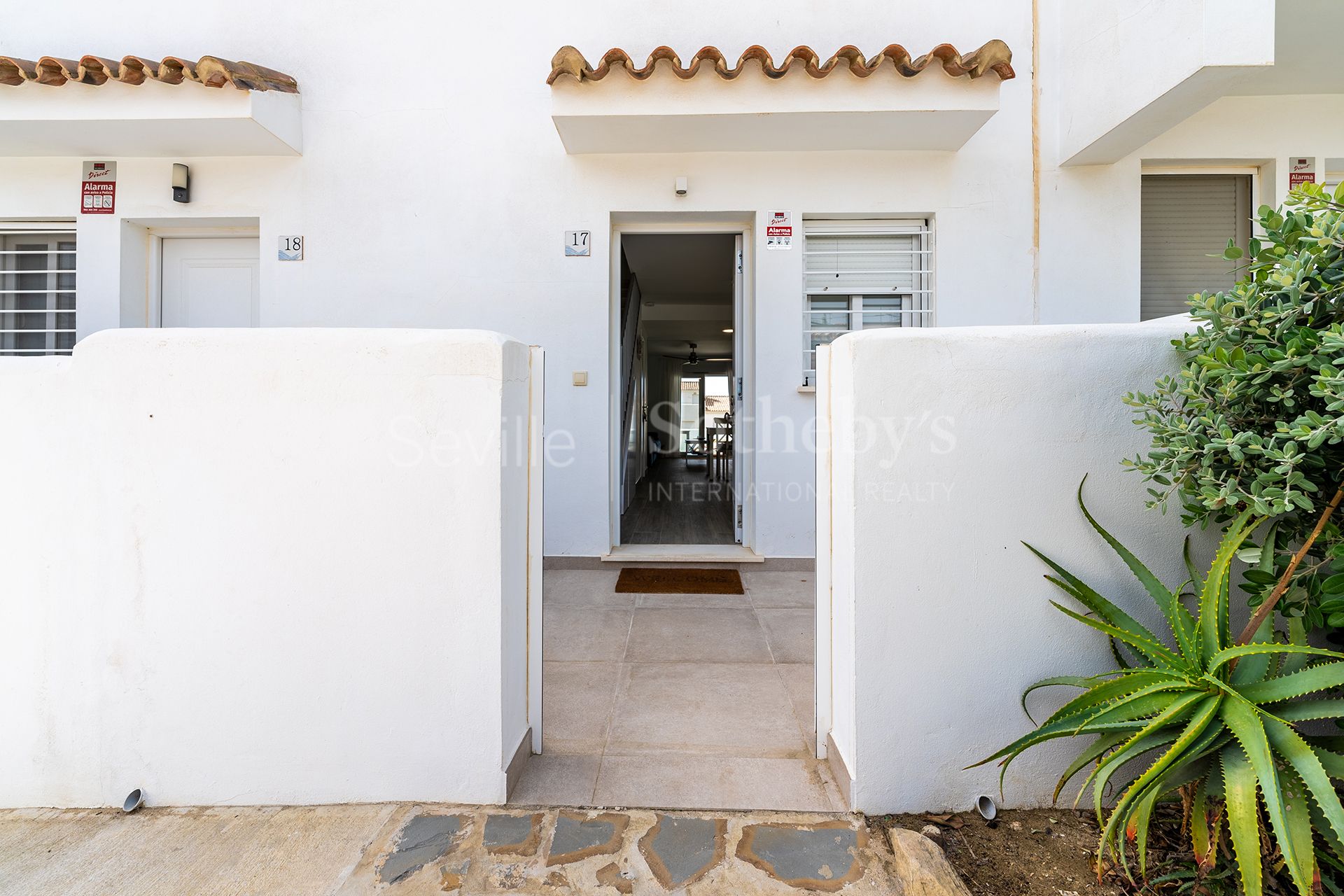 Townhouse with sea views and tourist license in Zahara de los Atunes