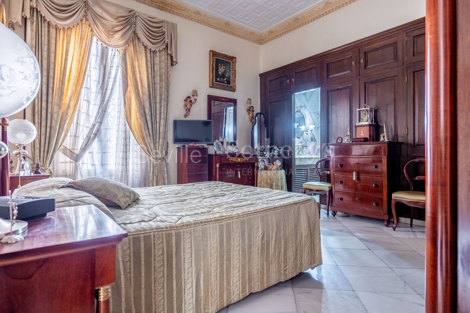 Architectural gem by Teodoro Anasagasti Next to the Alcázar of Jerez