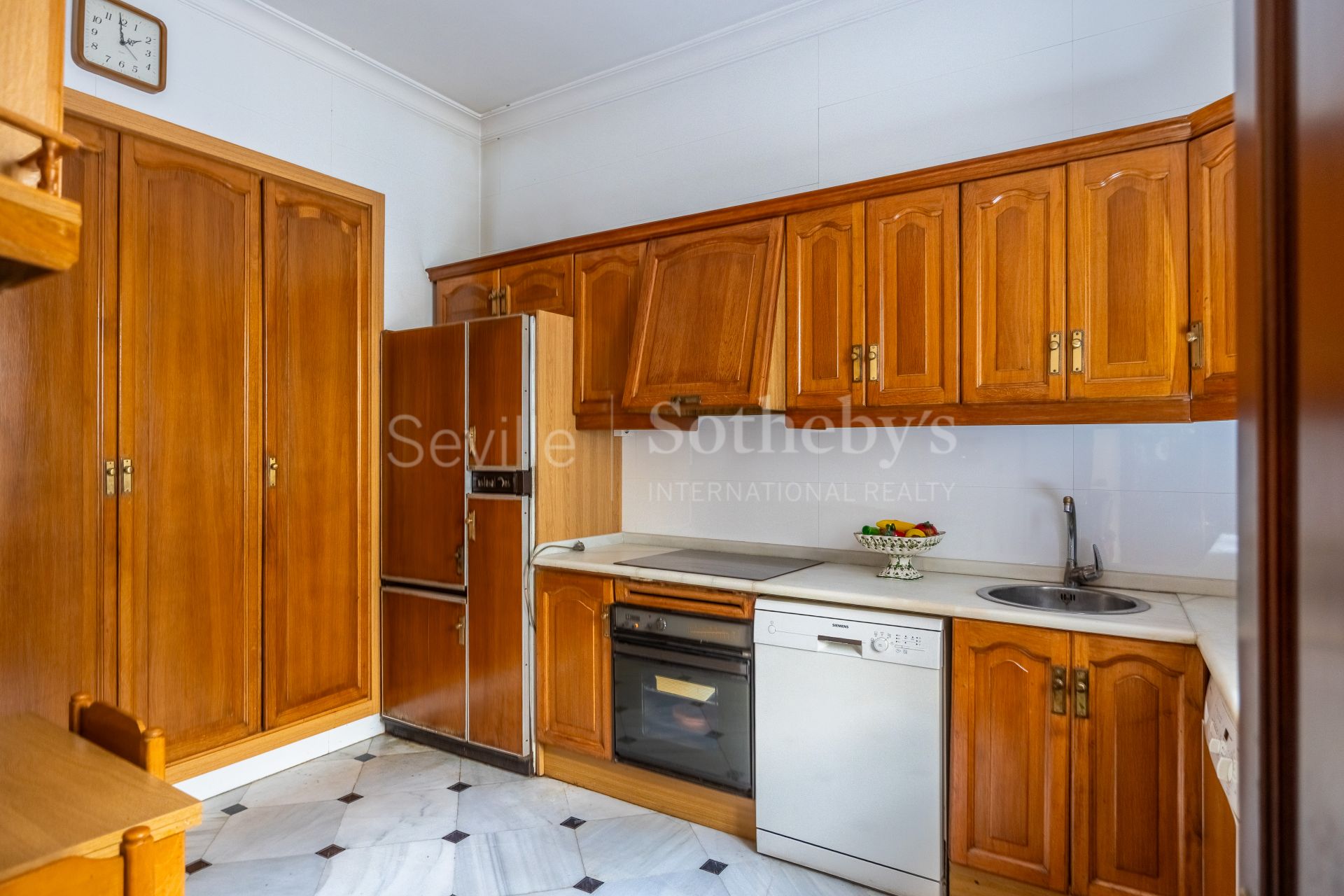 Architectural gem by Teodoro Anasagasti Next to the Alcázar of Jerez