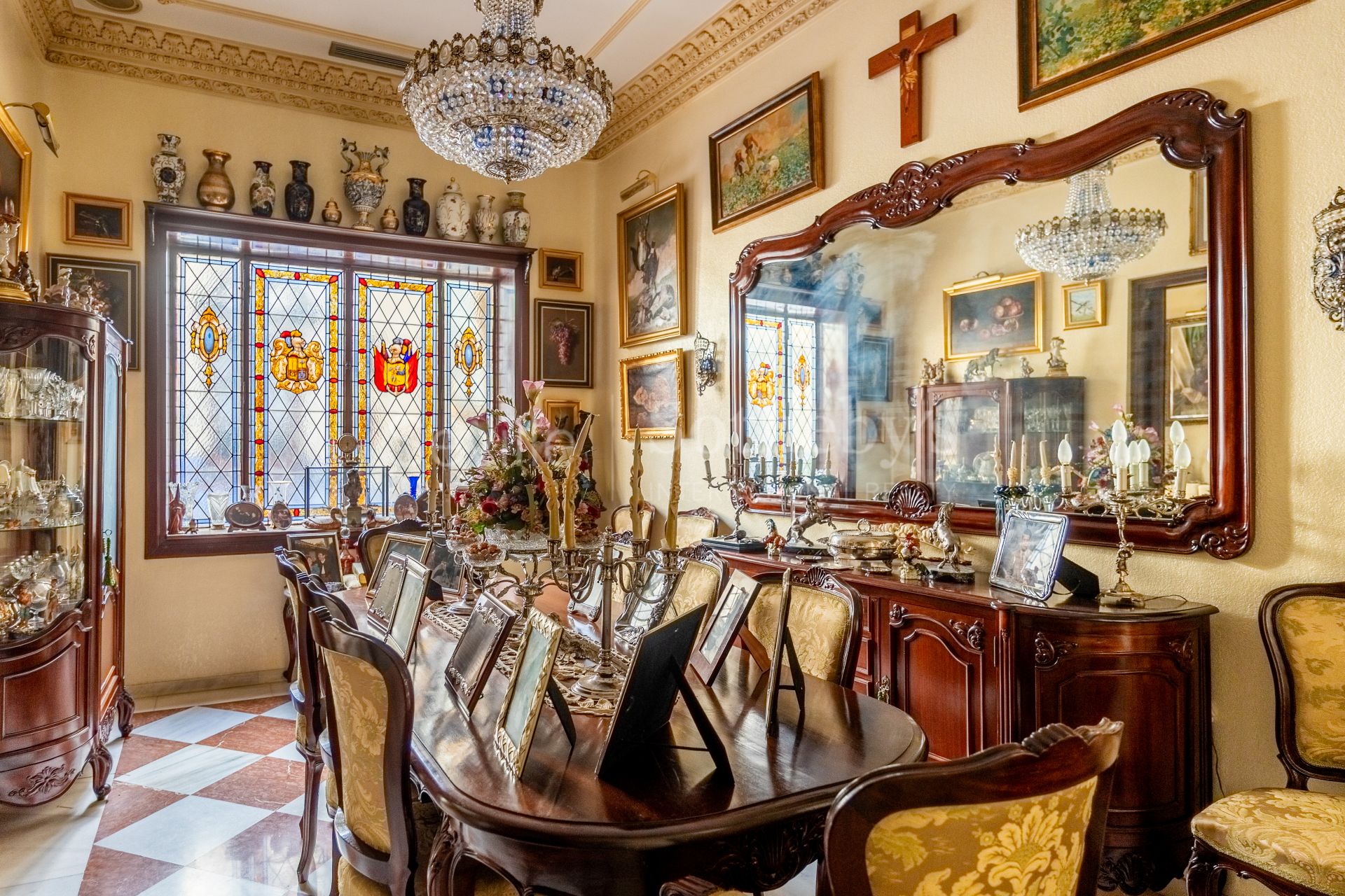 Architectural gem by Teodoro Anasagasti Next to the Alcázar of Jerez