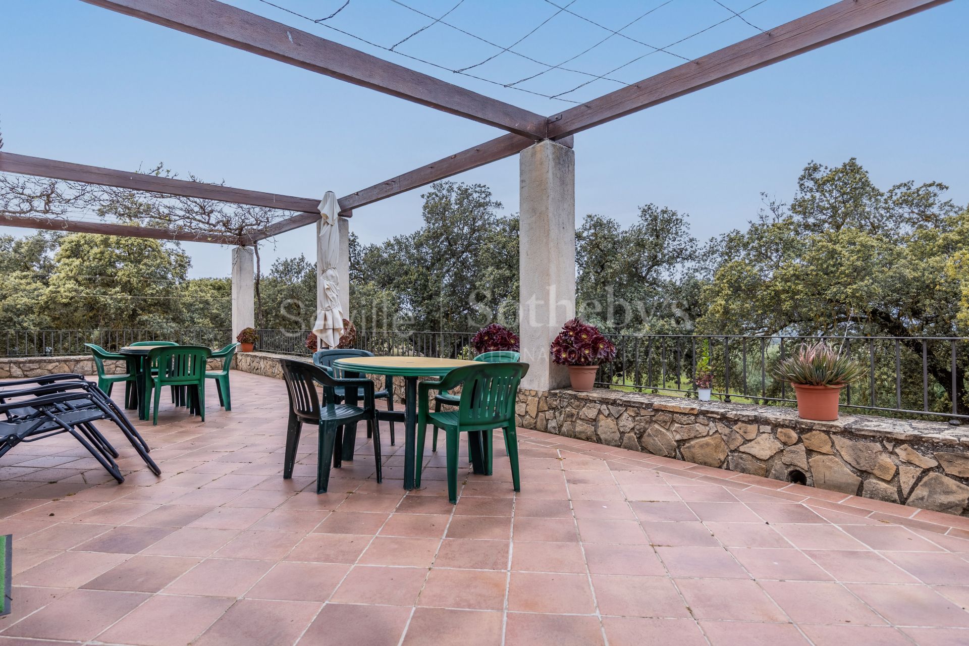 Estate with agricultural exploitation and tourist license in the Antequera region