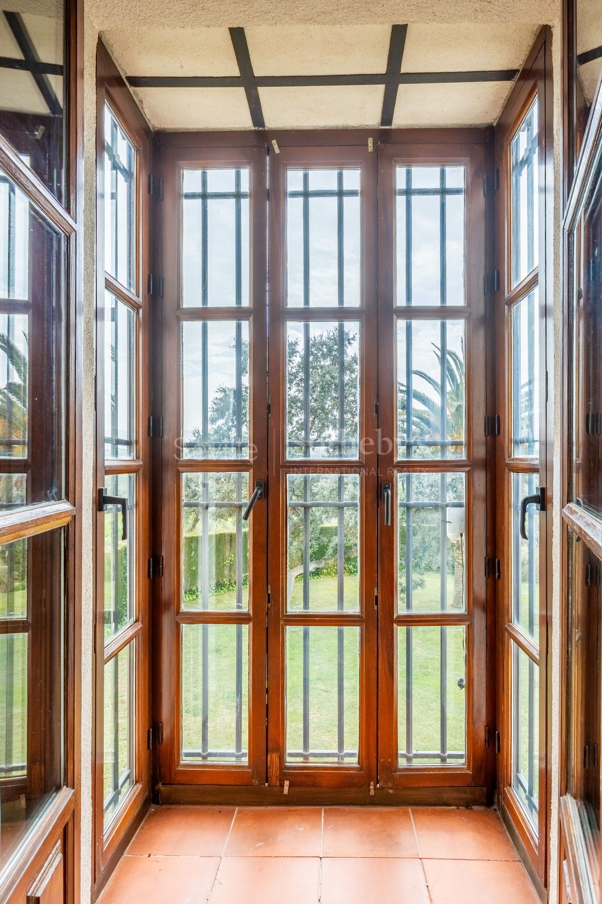 Estate with agricultural exploitation and tourist license in the Antequera region