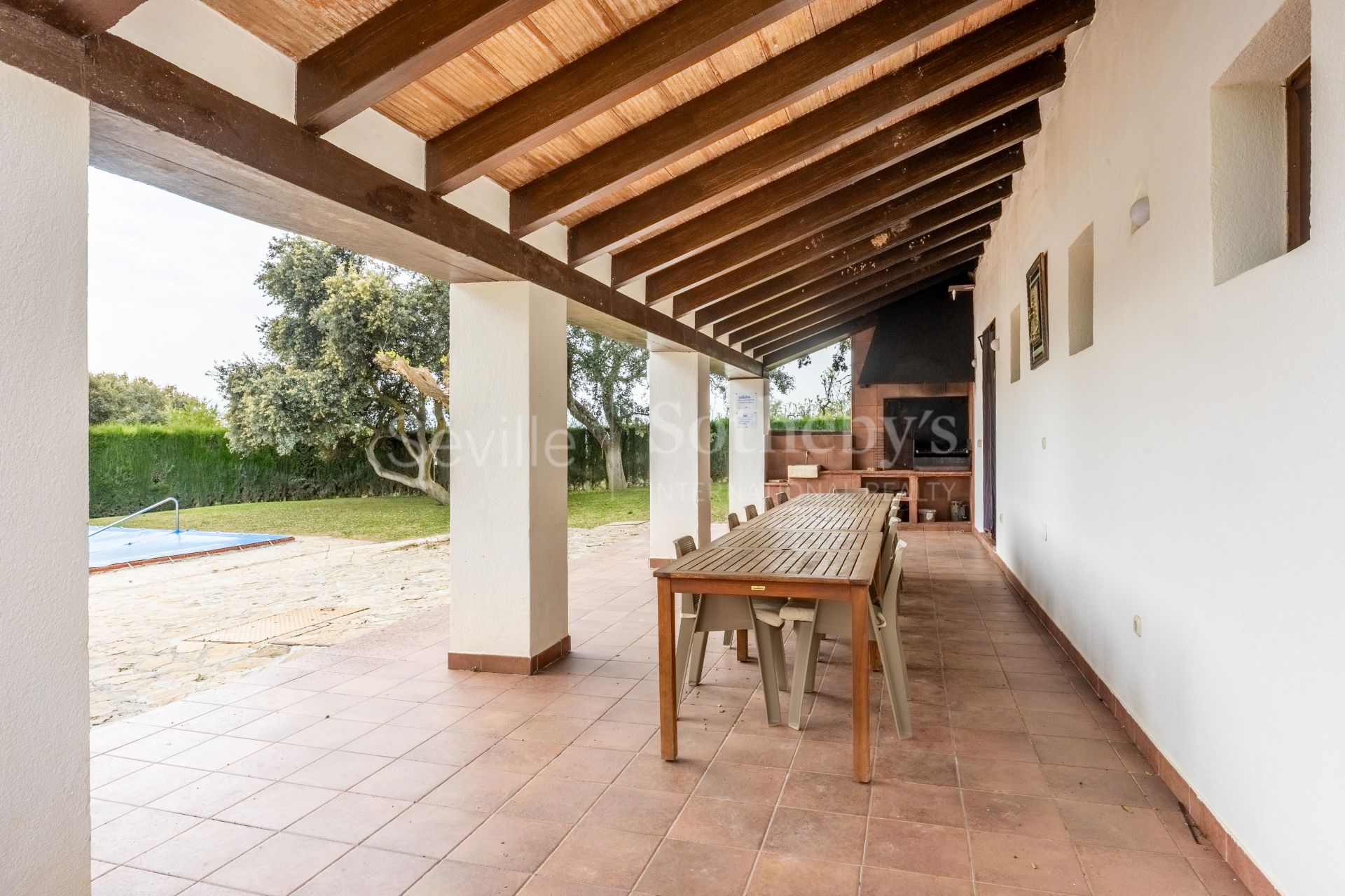 Estate with agricultural exploitation and tourist license in the Antequera region