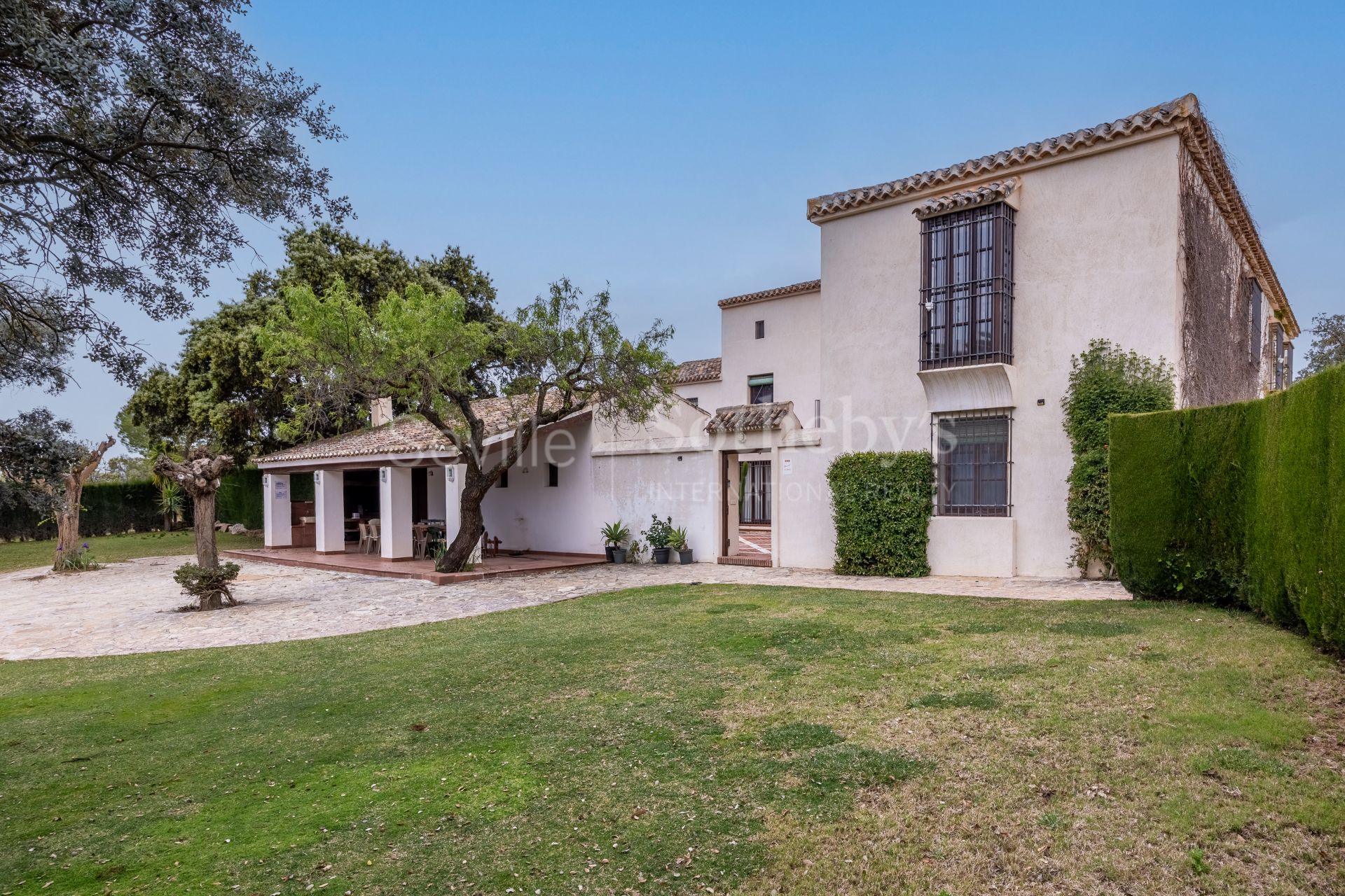 Estate with agricultural exploitation and tourist license in the Antequera region