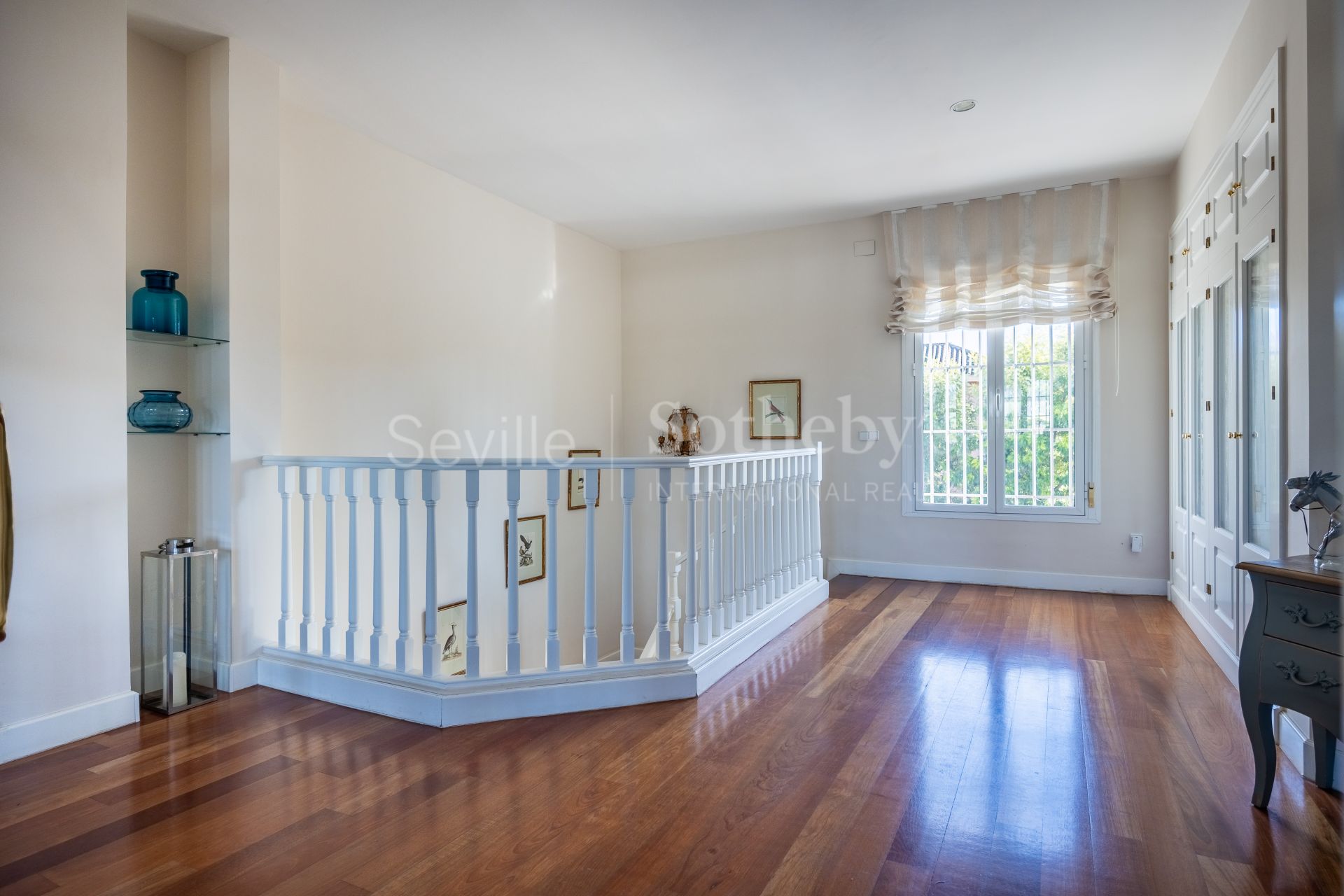 Villa independiente en urbanización de Cantera Blanca.