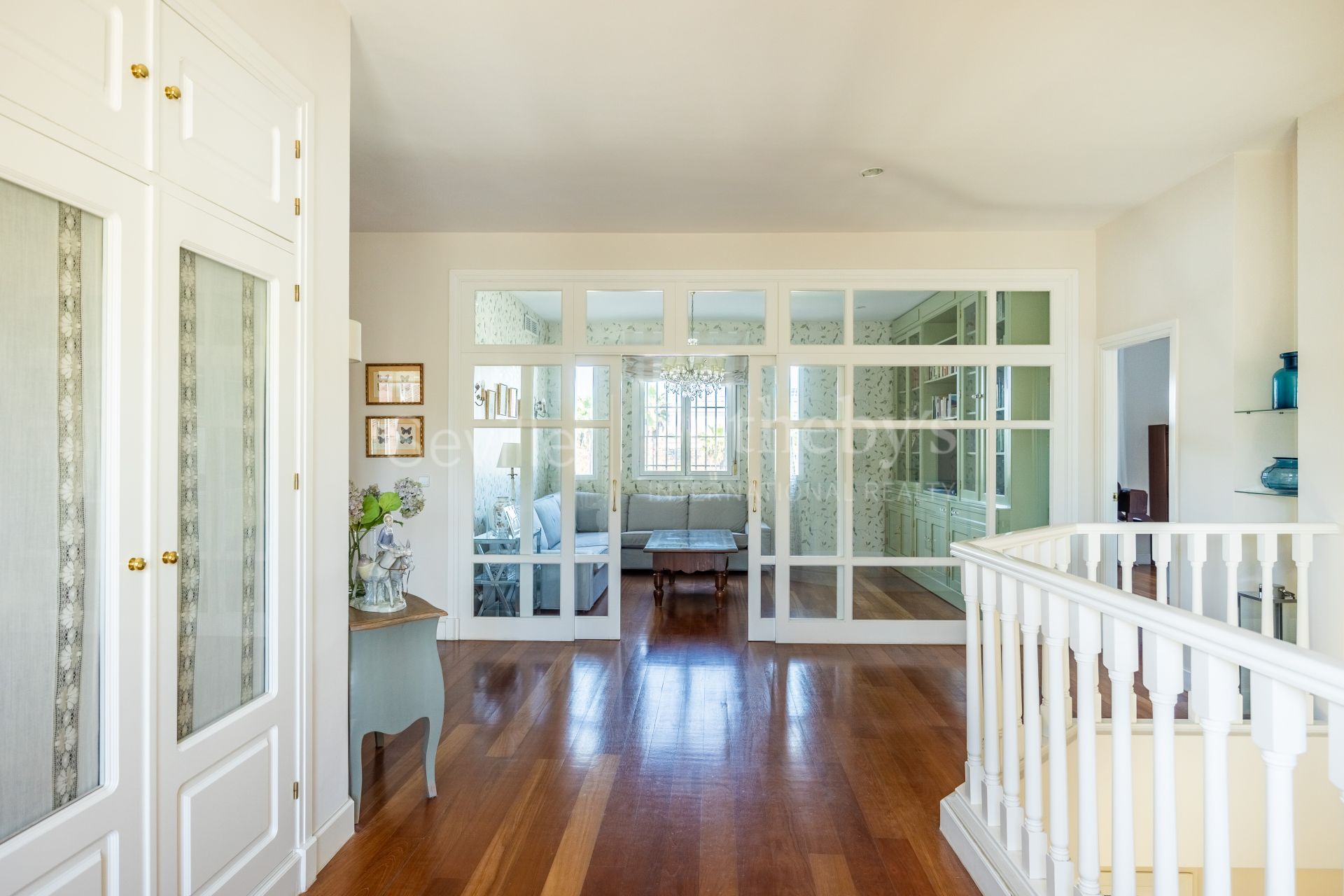 Villa independiente en urbanización de Cantera Blanca.