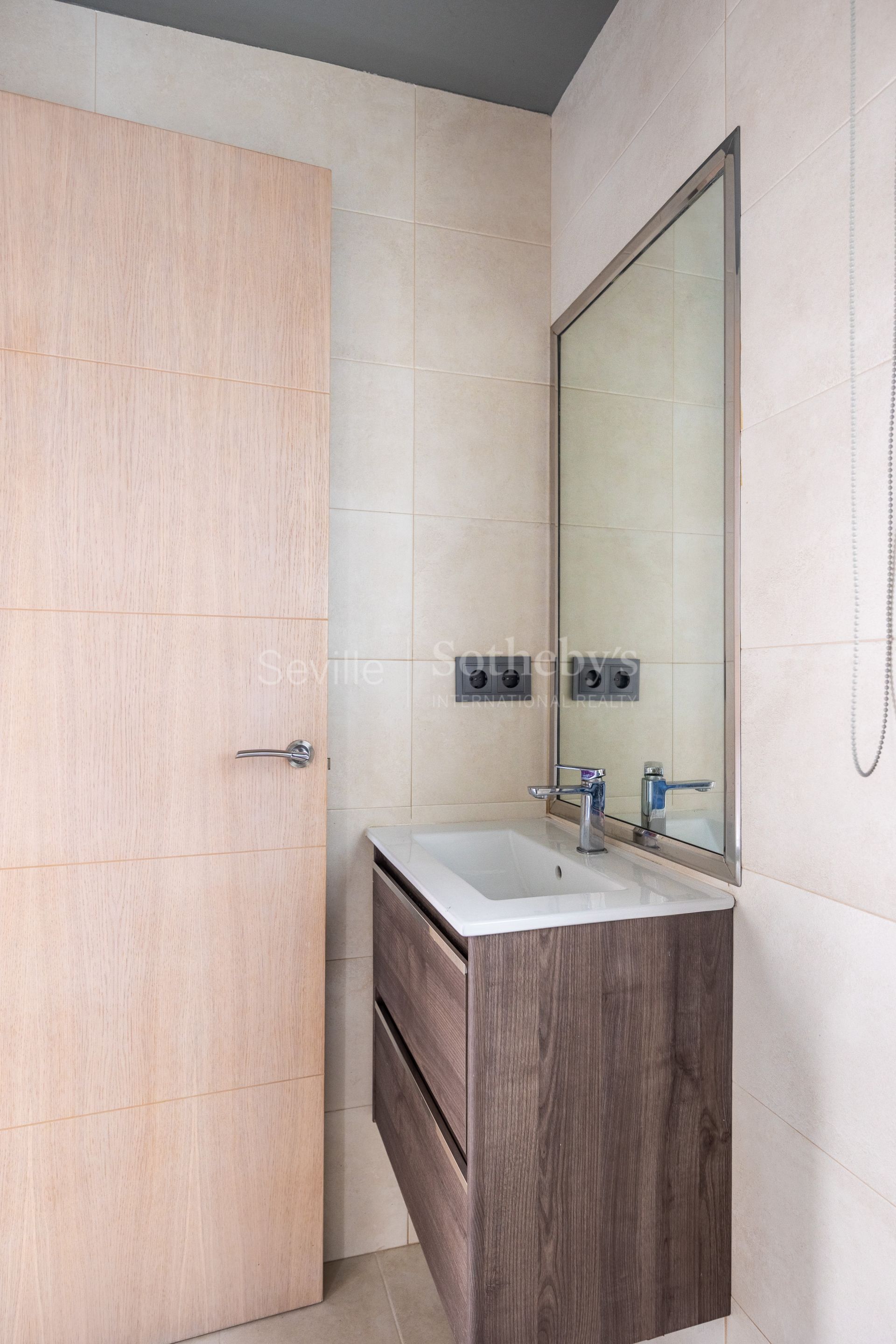 Propiedad independiente en la urbanización de Olivar de Quintos