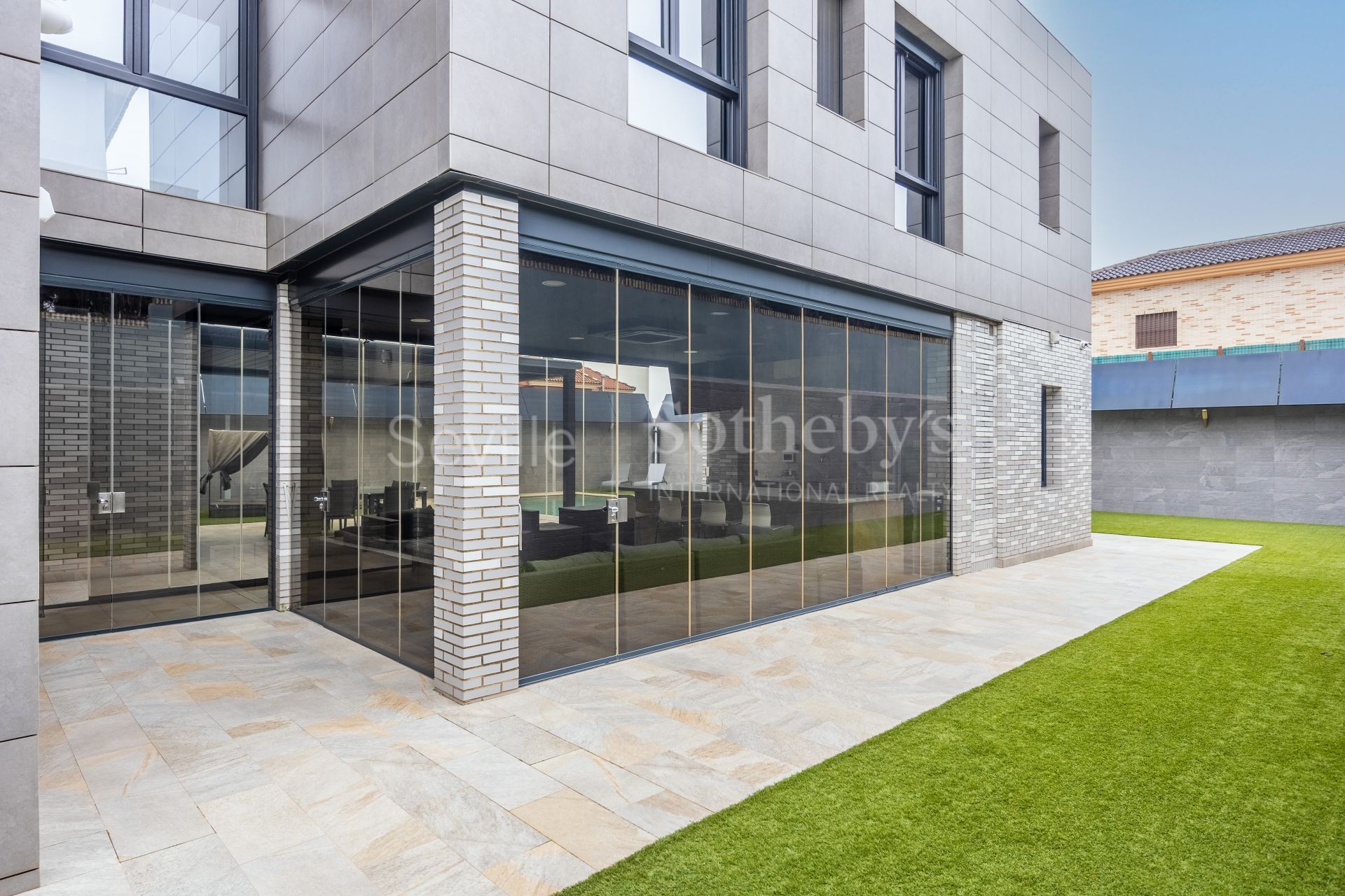 Propiedad independiente en la urbanización de Olivar de Quintos