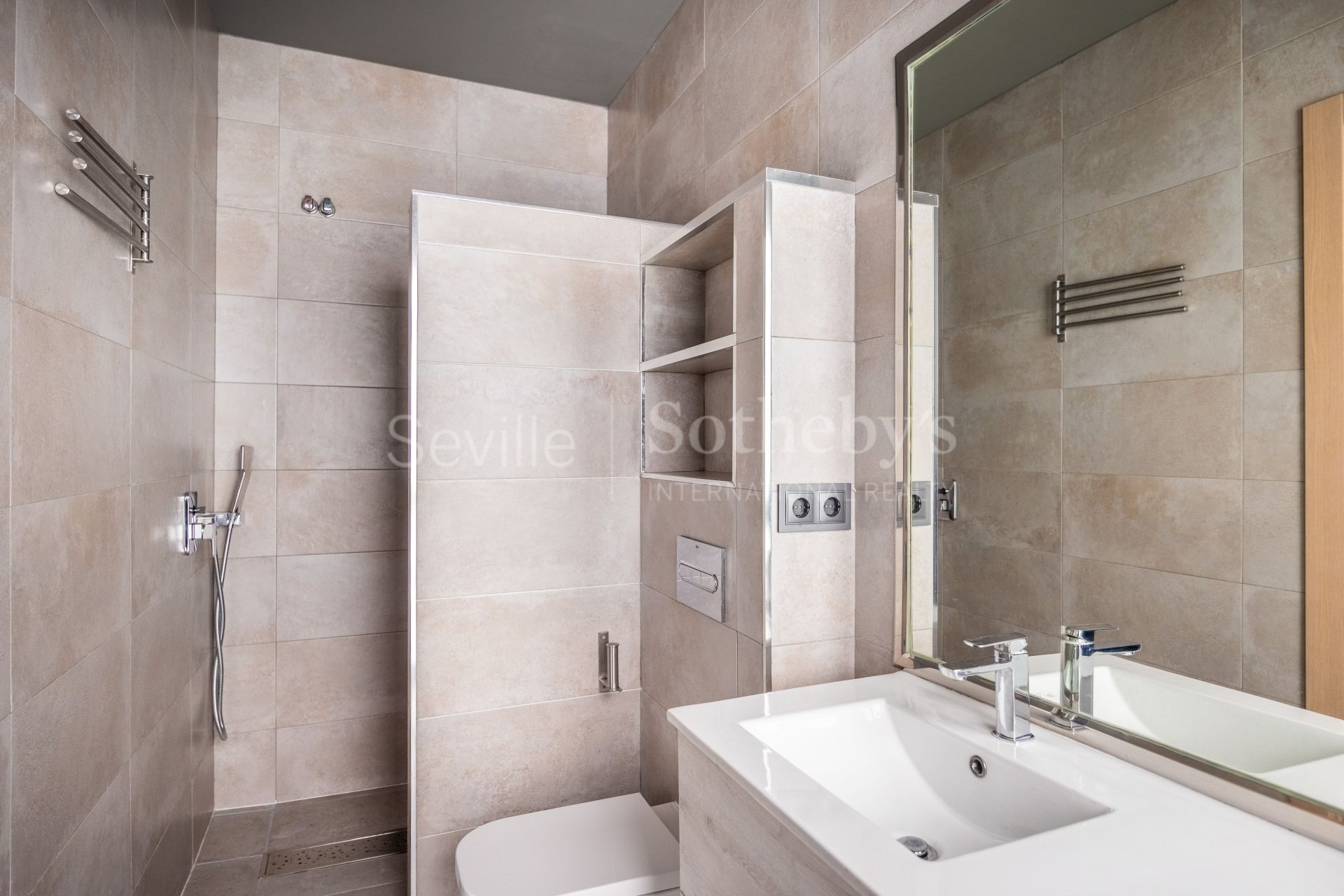 Propiedad independiente en la urbanización de Olivar de Quintos