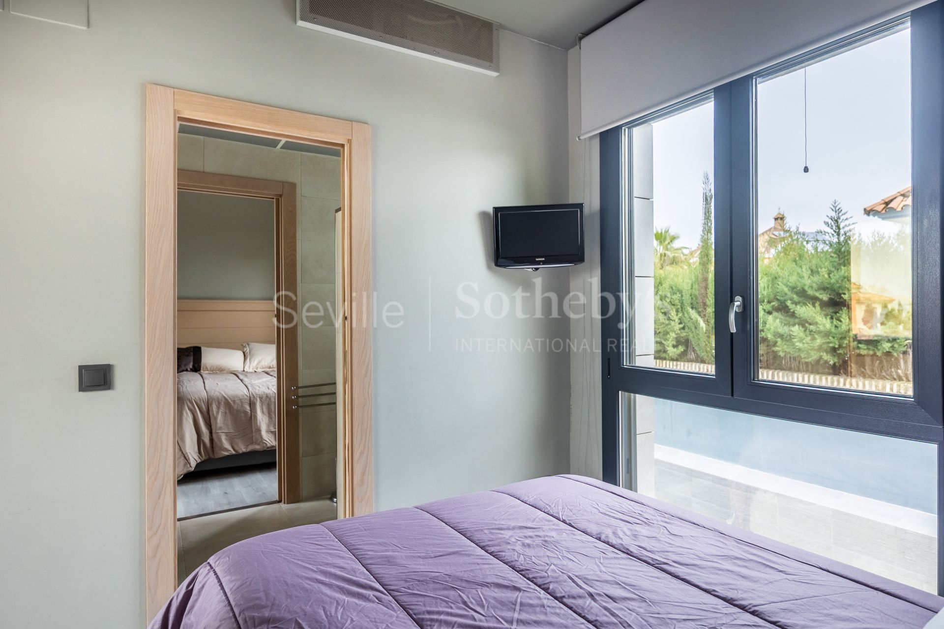 Propiedad independiente en la urbanización de Olivar de Quintos