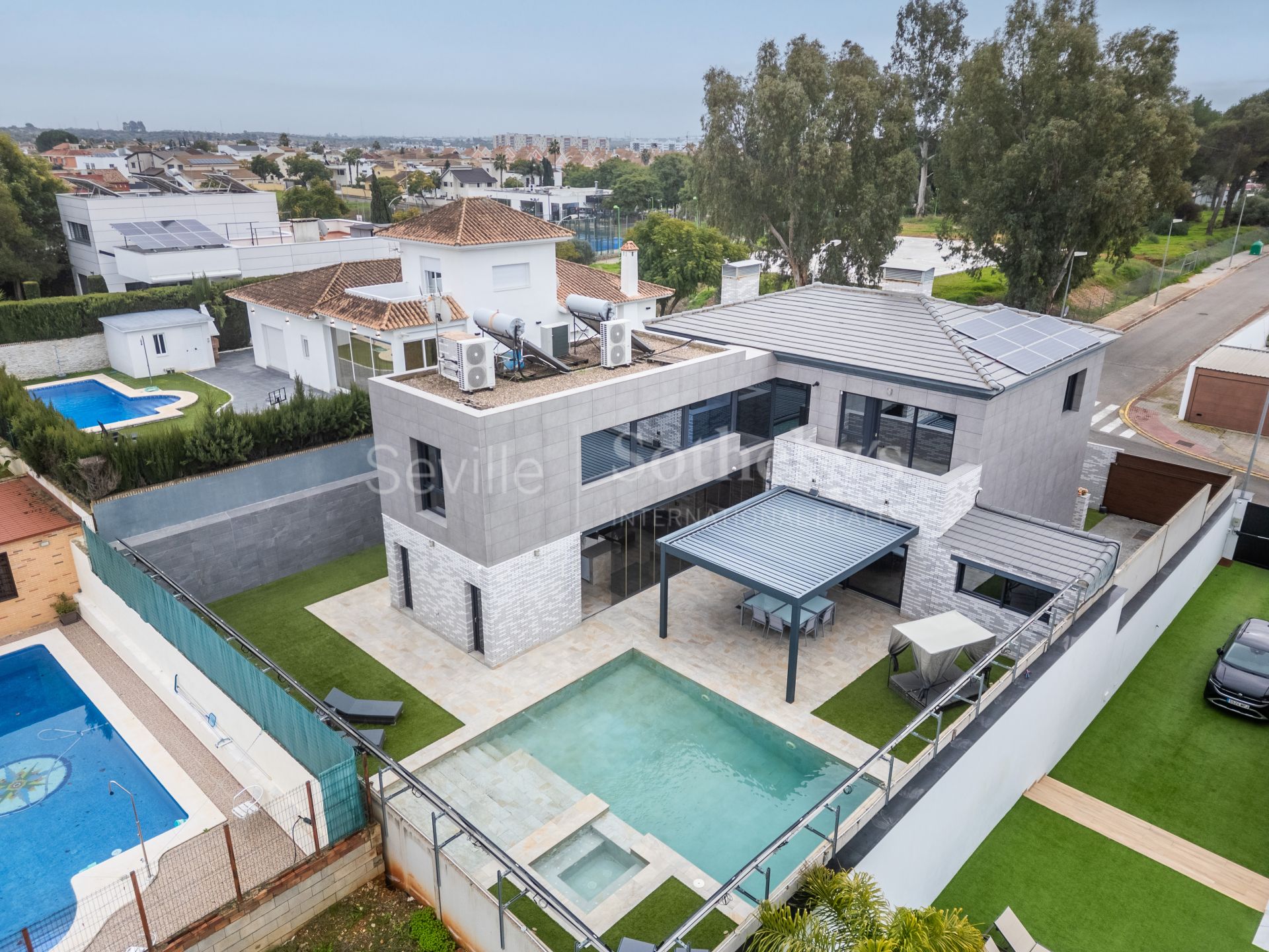 Propiedad independiente en la urbanización de Olivar de Quintos