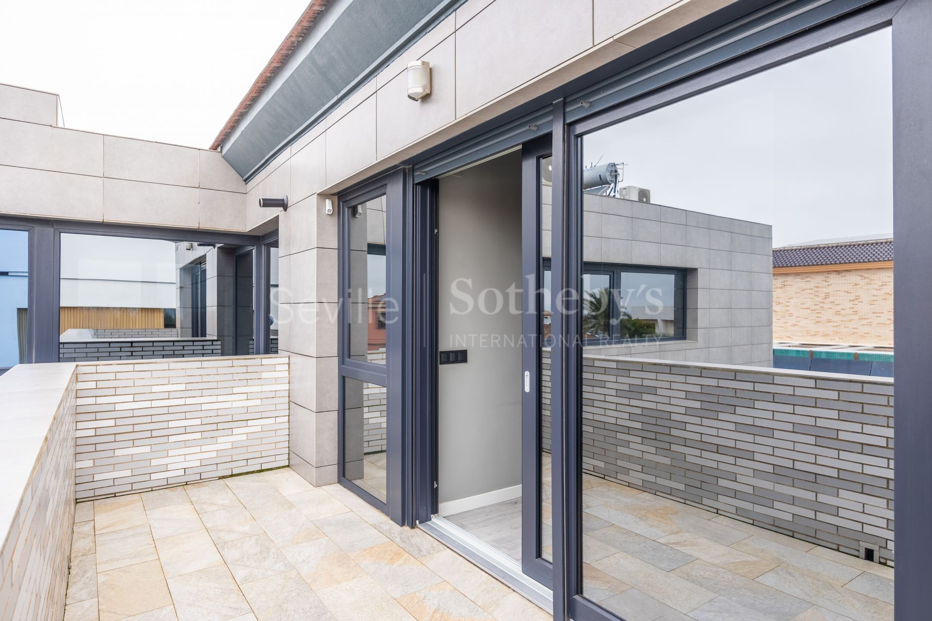 Propiedad independiente en la urbanización de Olivar de Quintos