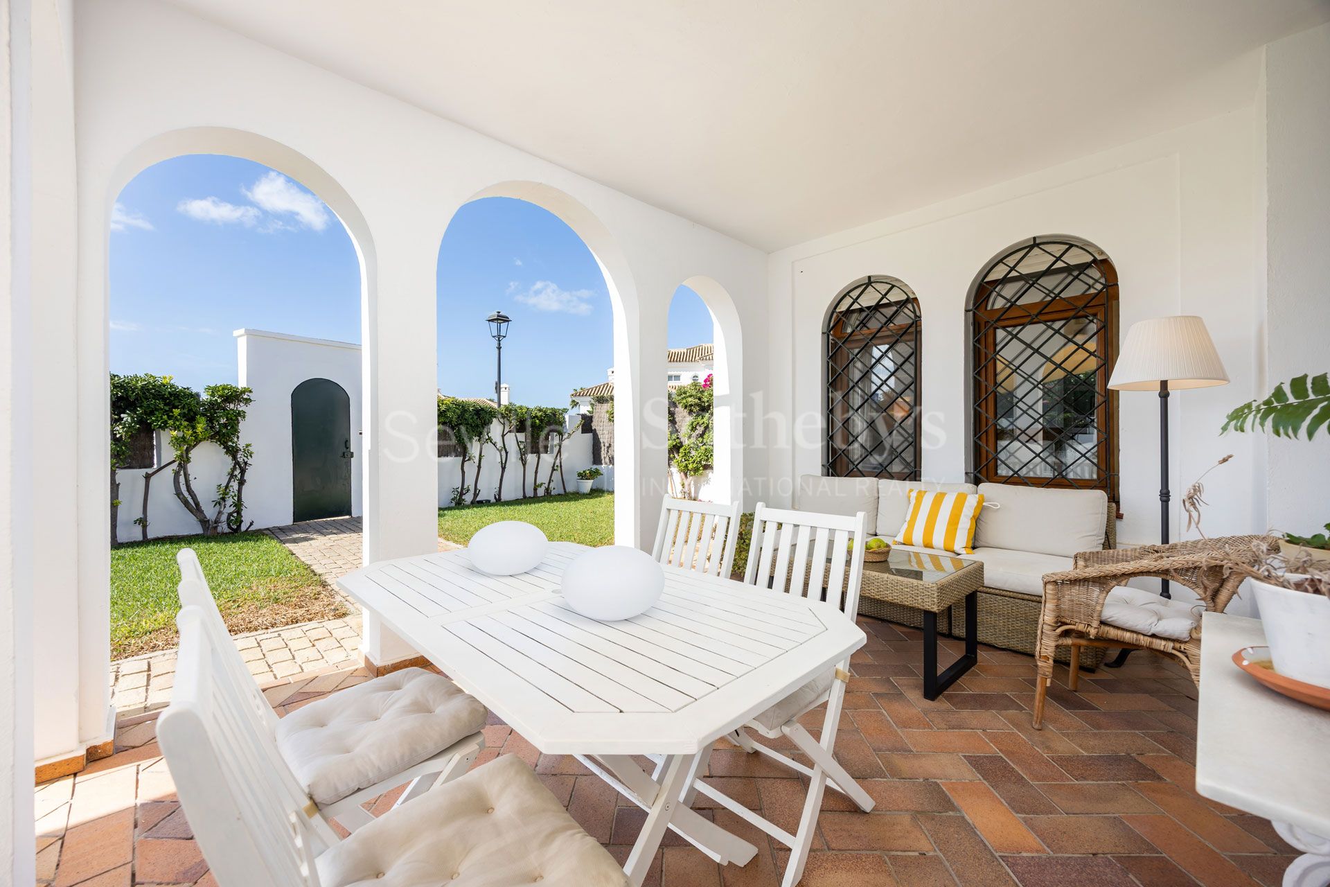 Beachfront Chalet in Vistahermosa, El Puerto de Santa María