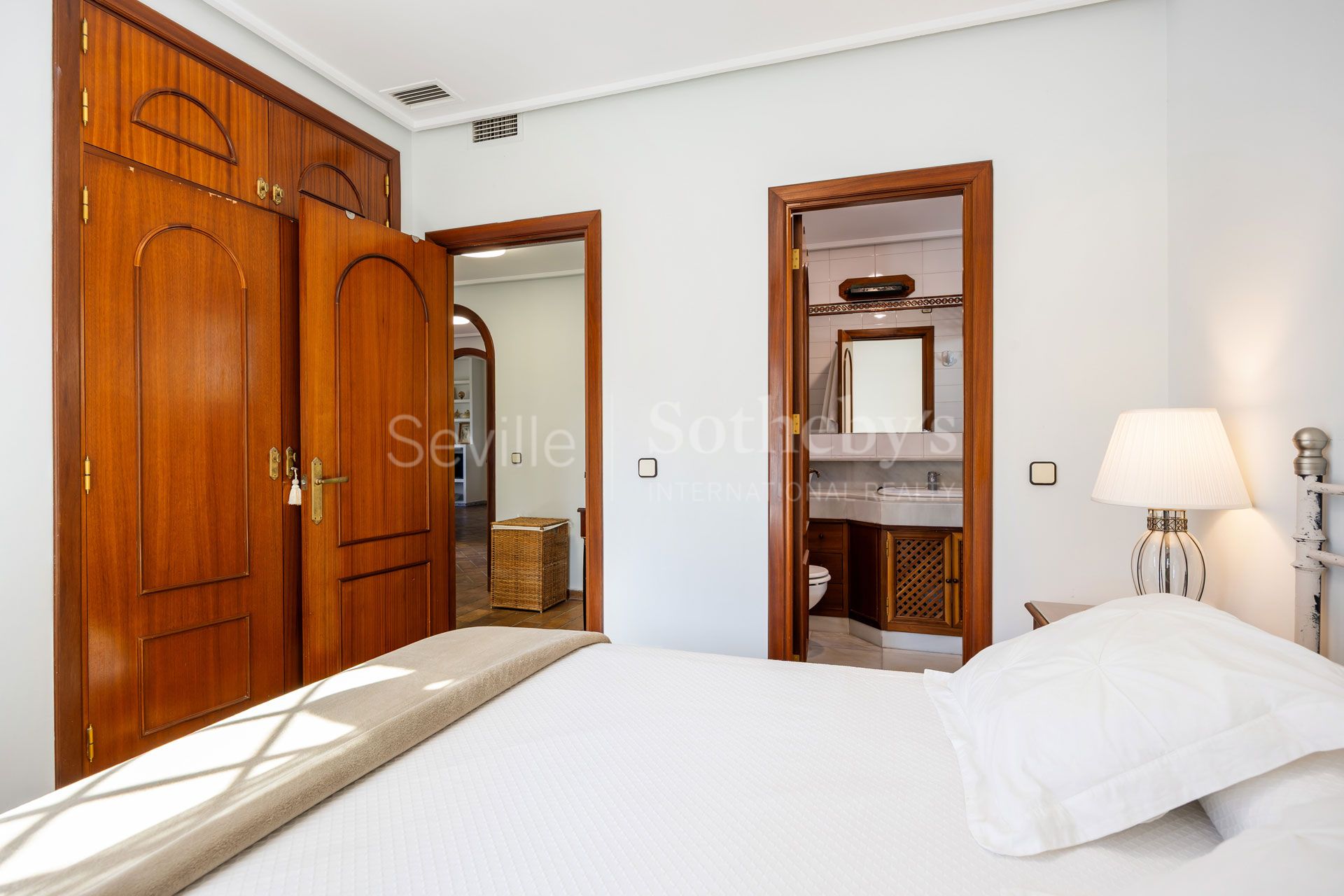 Beachfront Chalet in Vistahermosa, El Puerto de Santa María