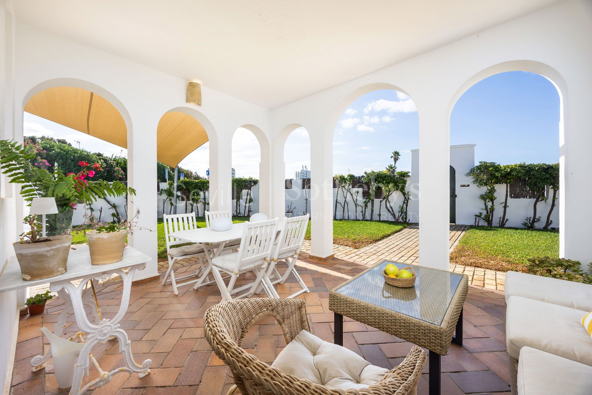 Beachfront Chalet in Vistahermosa, El Puerto de Santa María