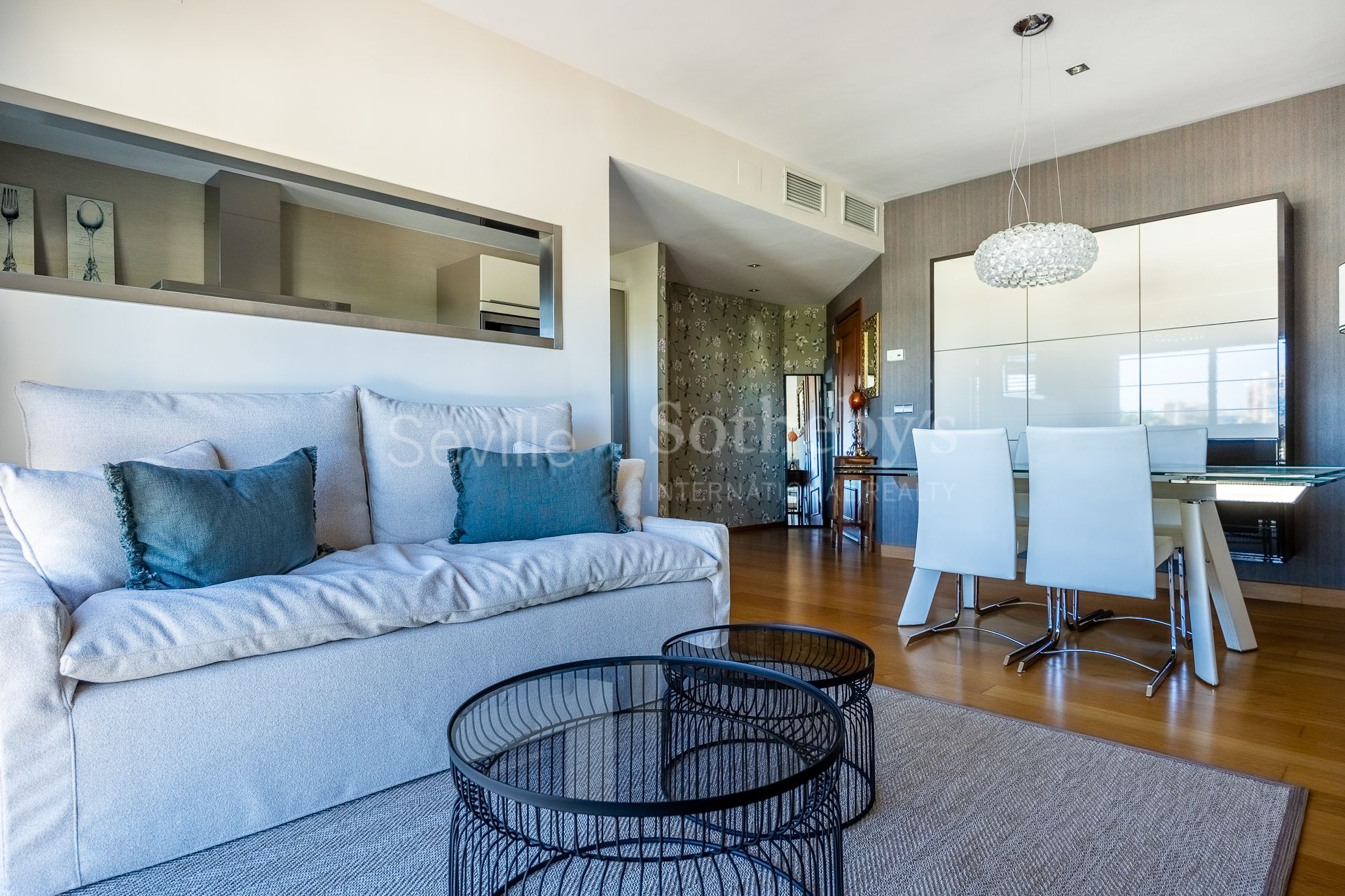 Exclusive Residence in Nervión