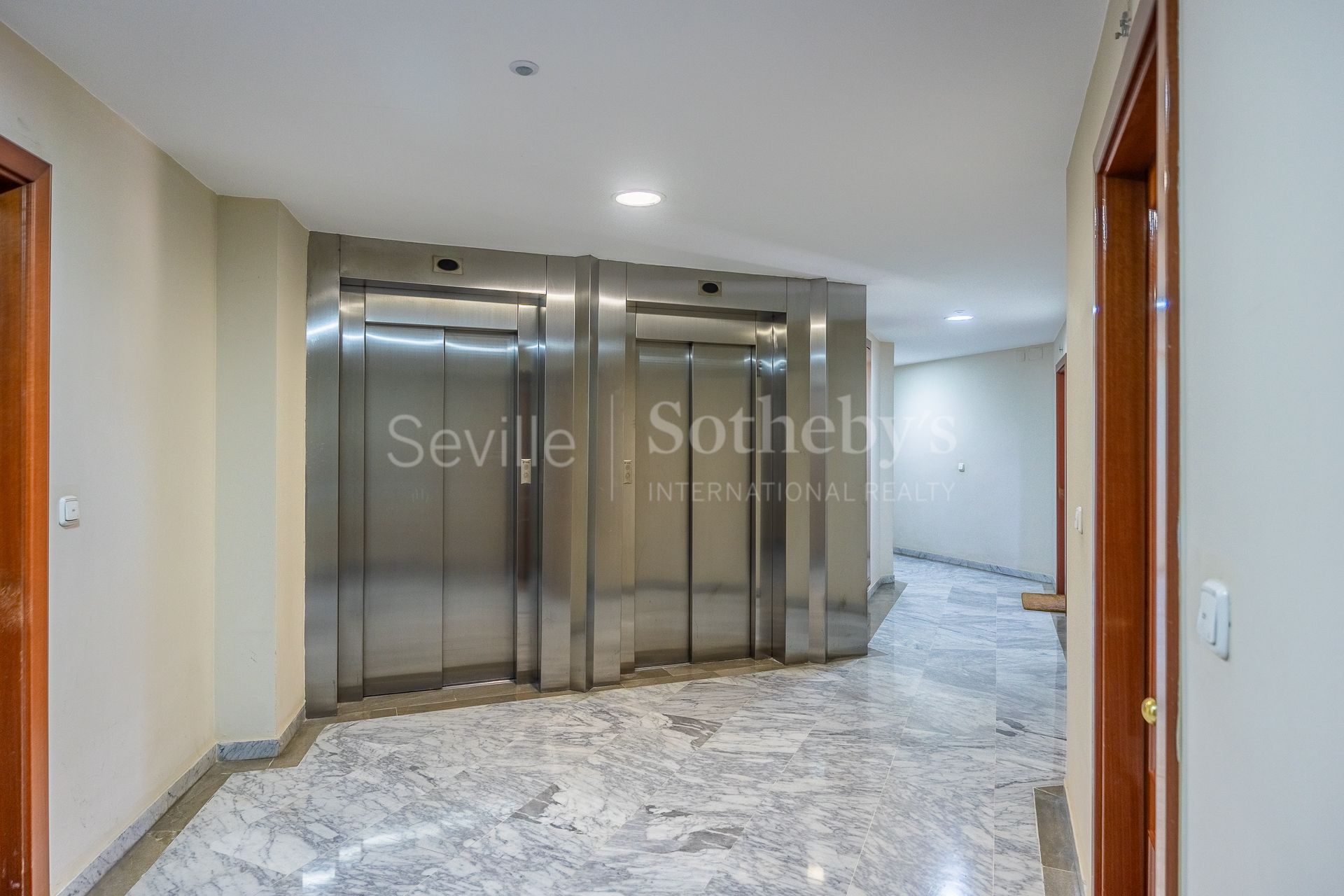 Exclusive Residence in Nervión