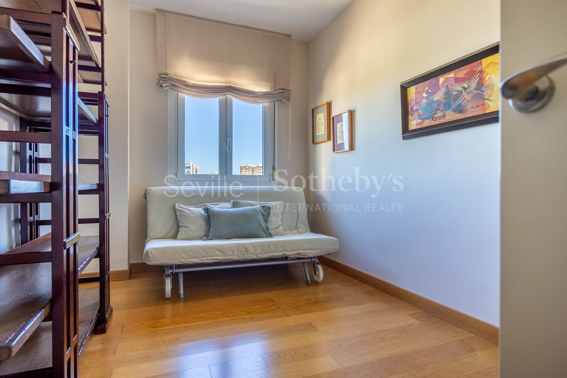 Exclusive Residence in Nervión