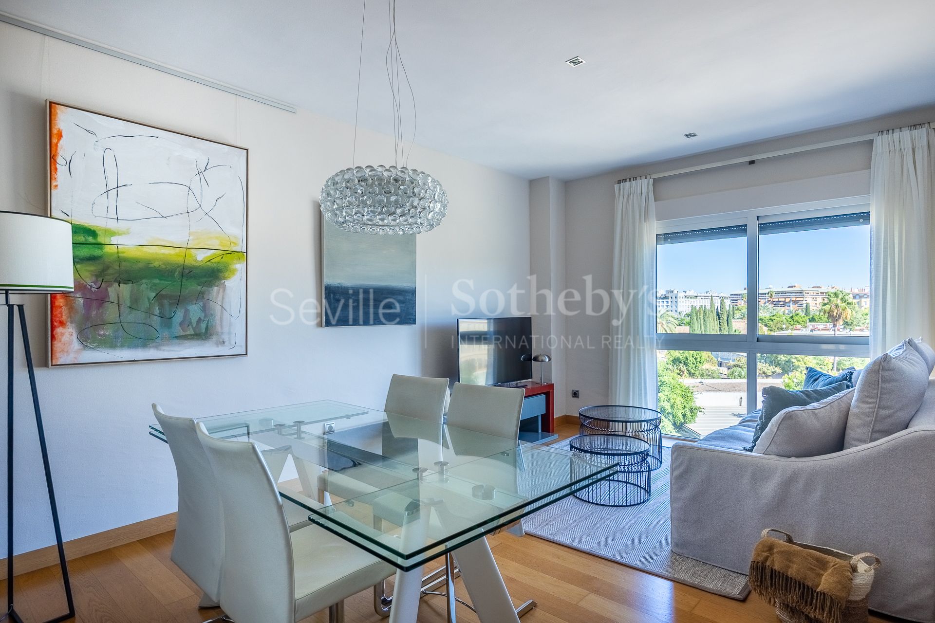 Exclusive Residence in Nervión