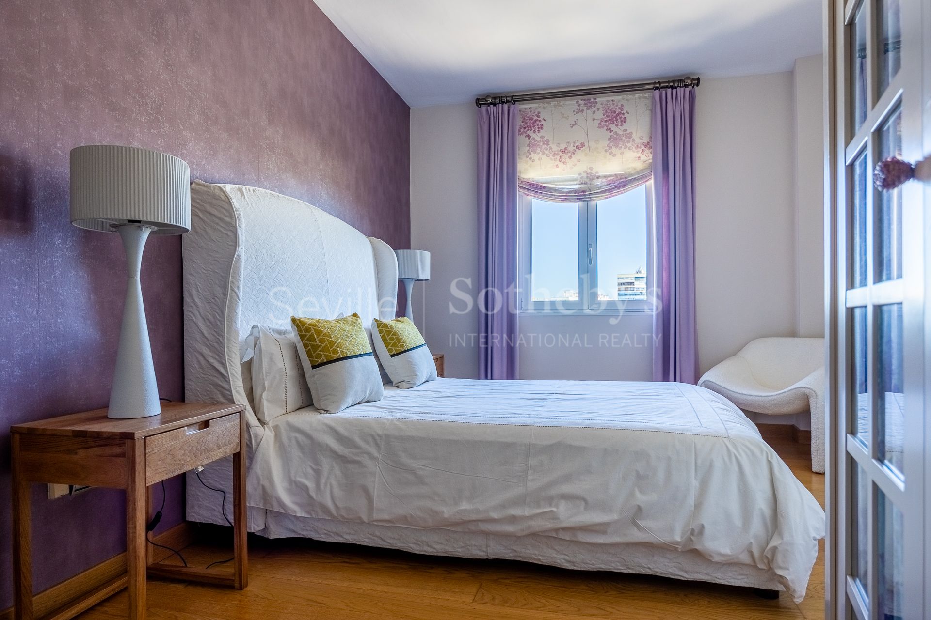 Exclusive Residence in Nervión