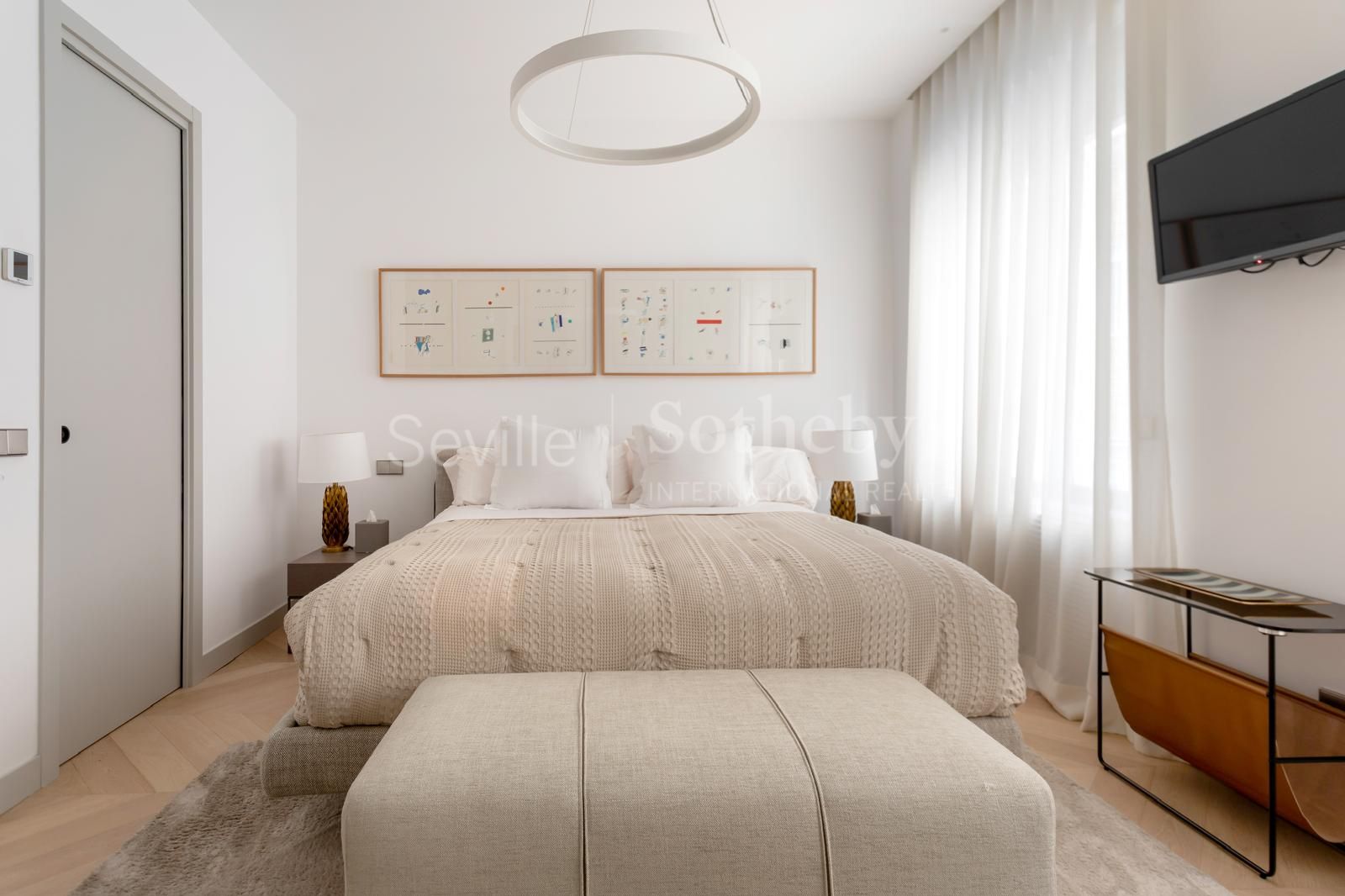 Residencia en Plaza de Cuba, Sevilla, con vistas al Guadalquivir