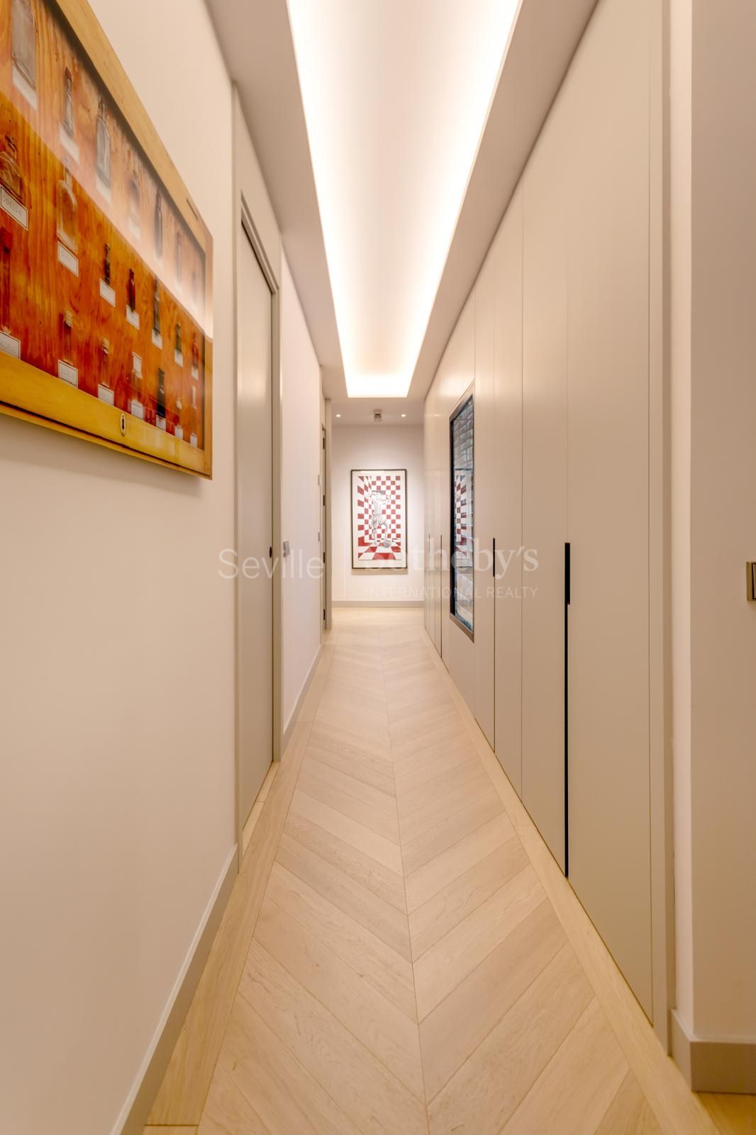 Residencia en Plaza de Cuba, Sevilla, con vistas al Guadalquivir