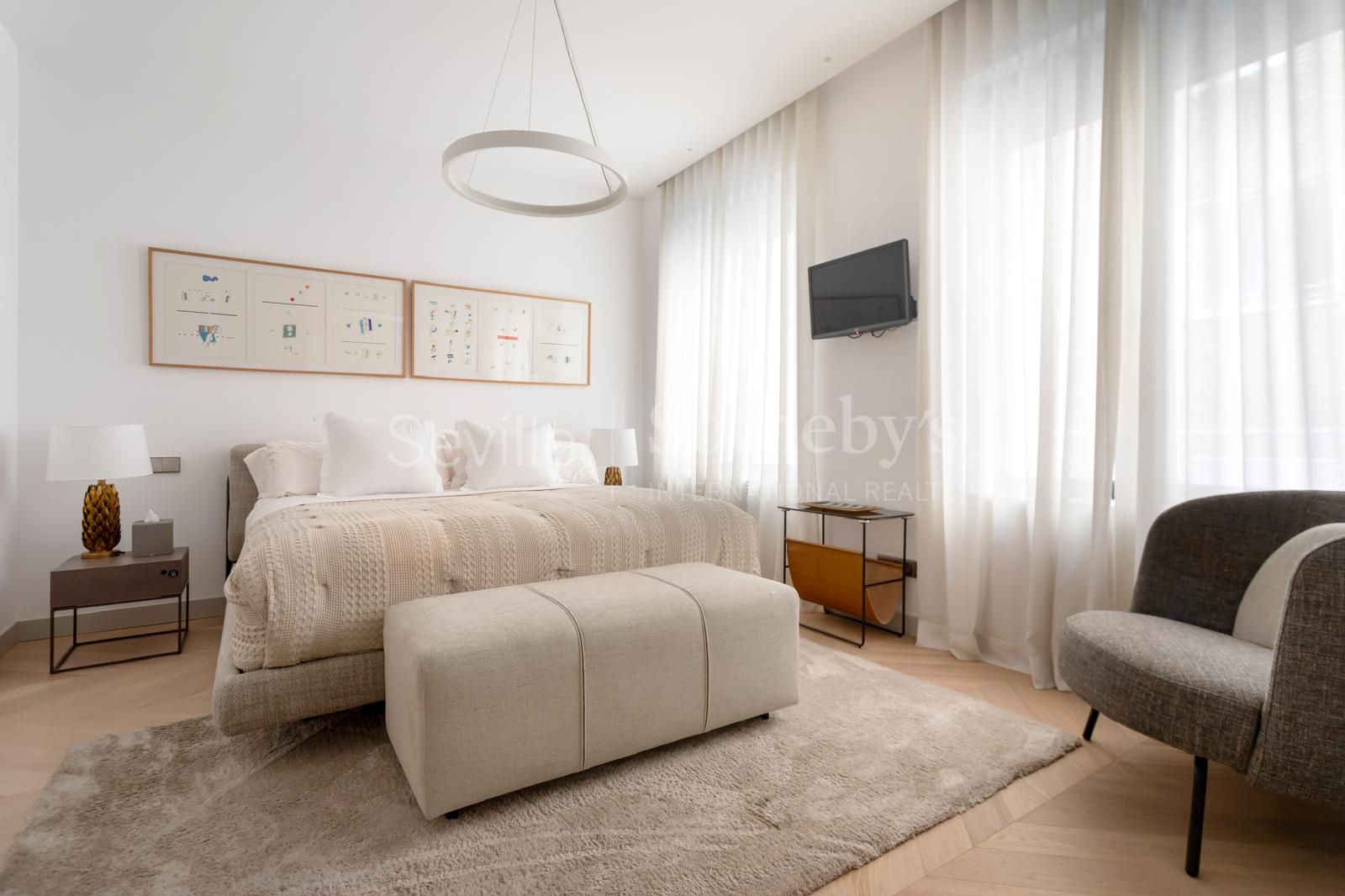 Residencia en Plaza de Cuba, Sevilla, con vistas al Guadalquivir