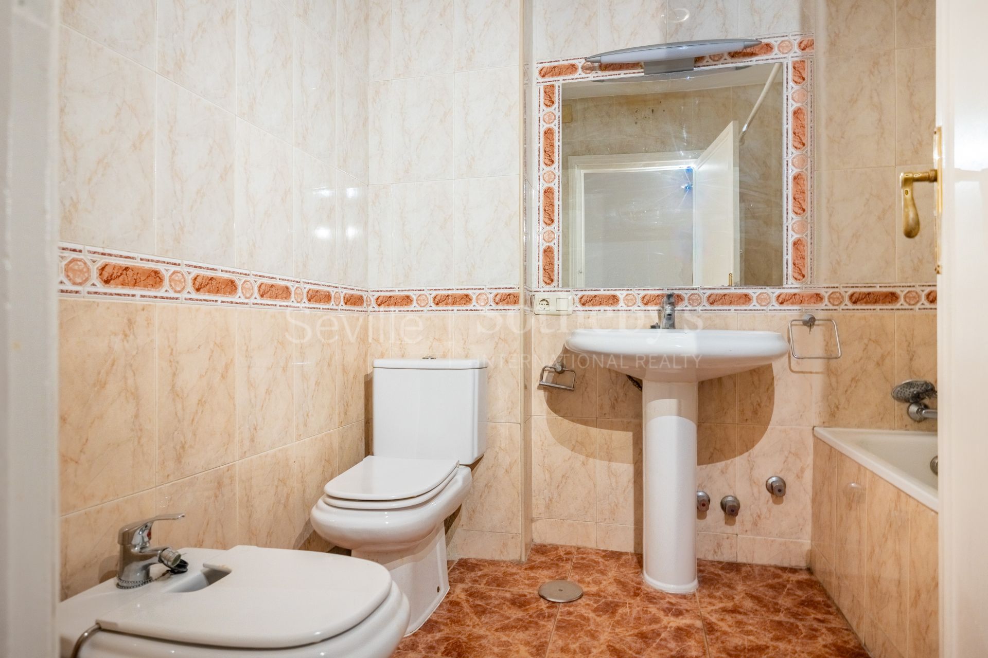 Apartment with Terrace on Asunción Street