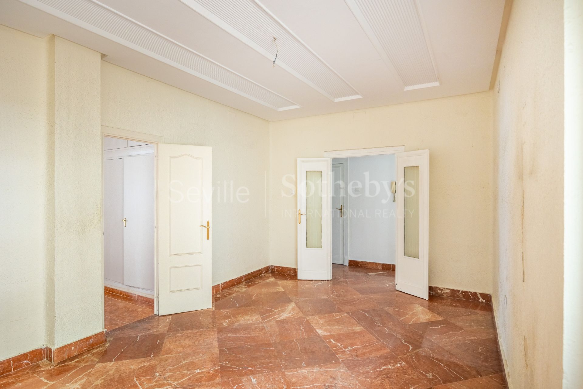 Apartment with Terrace on Asunción Street