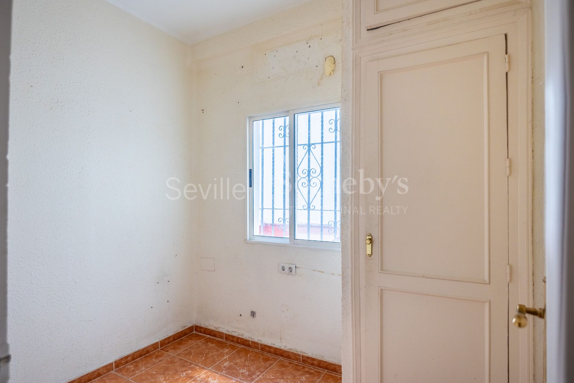 Apartment with Terrace on Asunción Street