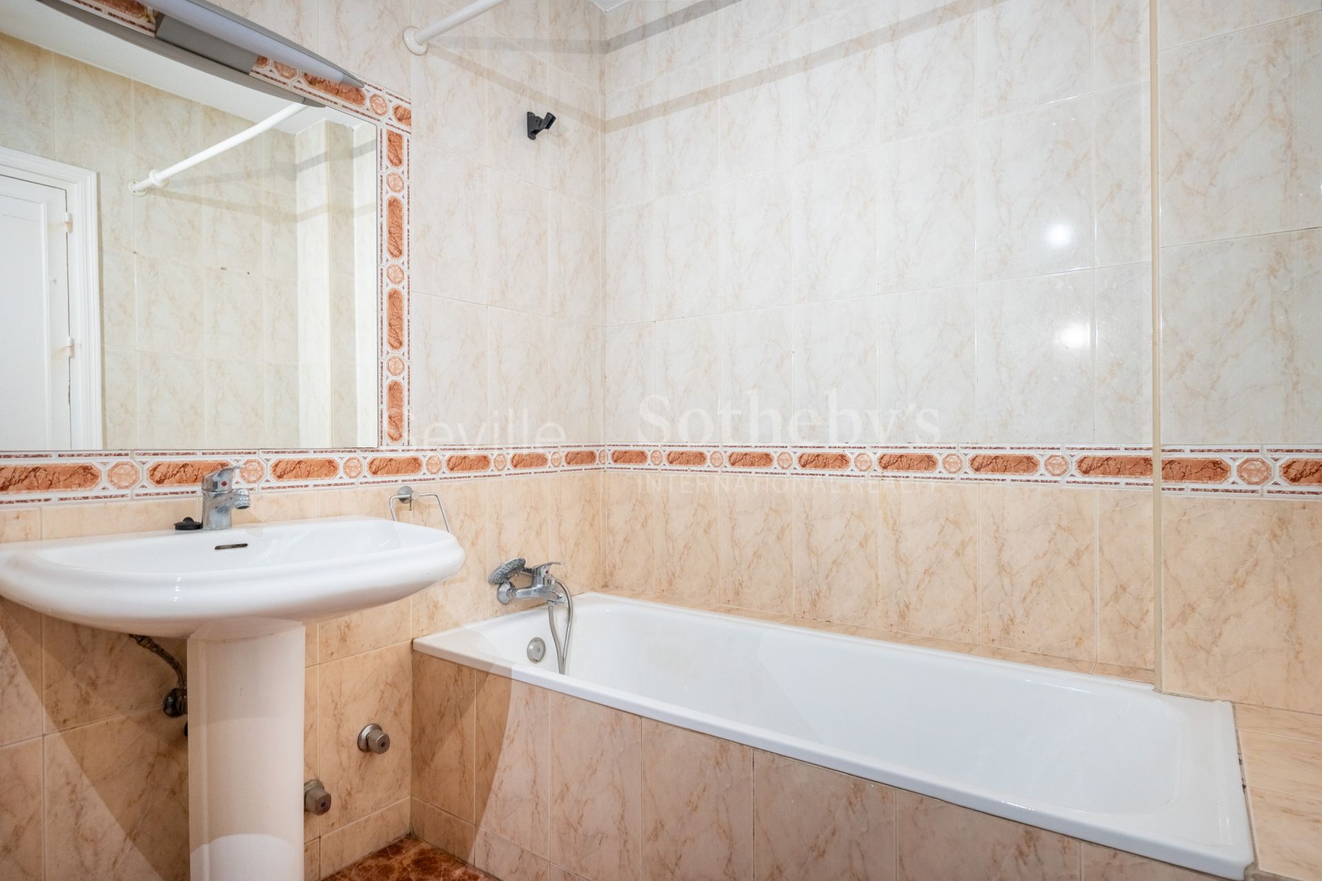 Apartment with Terrace on Asunción Street