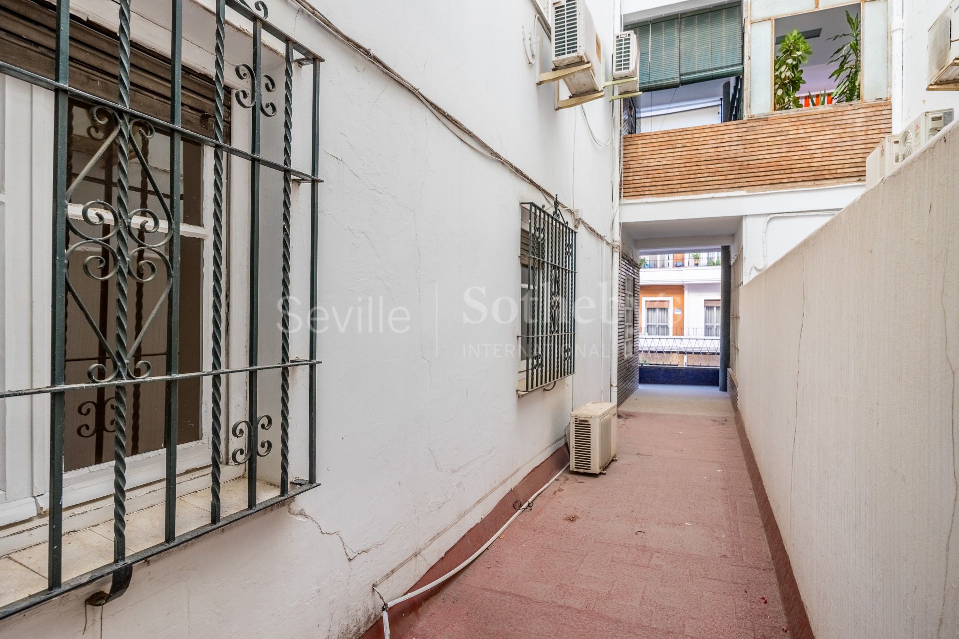 Apartment with Terrace on Asunción Street