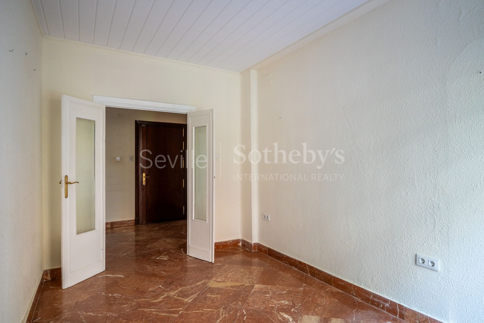 Apartment with Terrace on Asunción Street