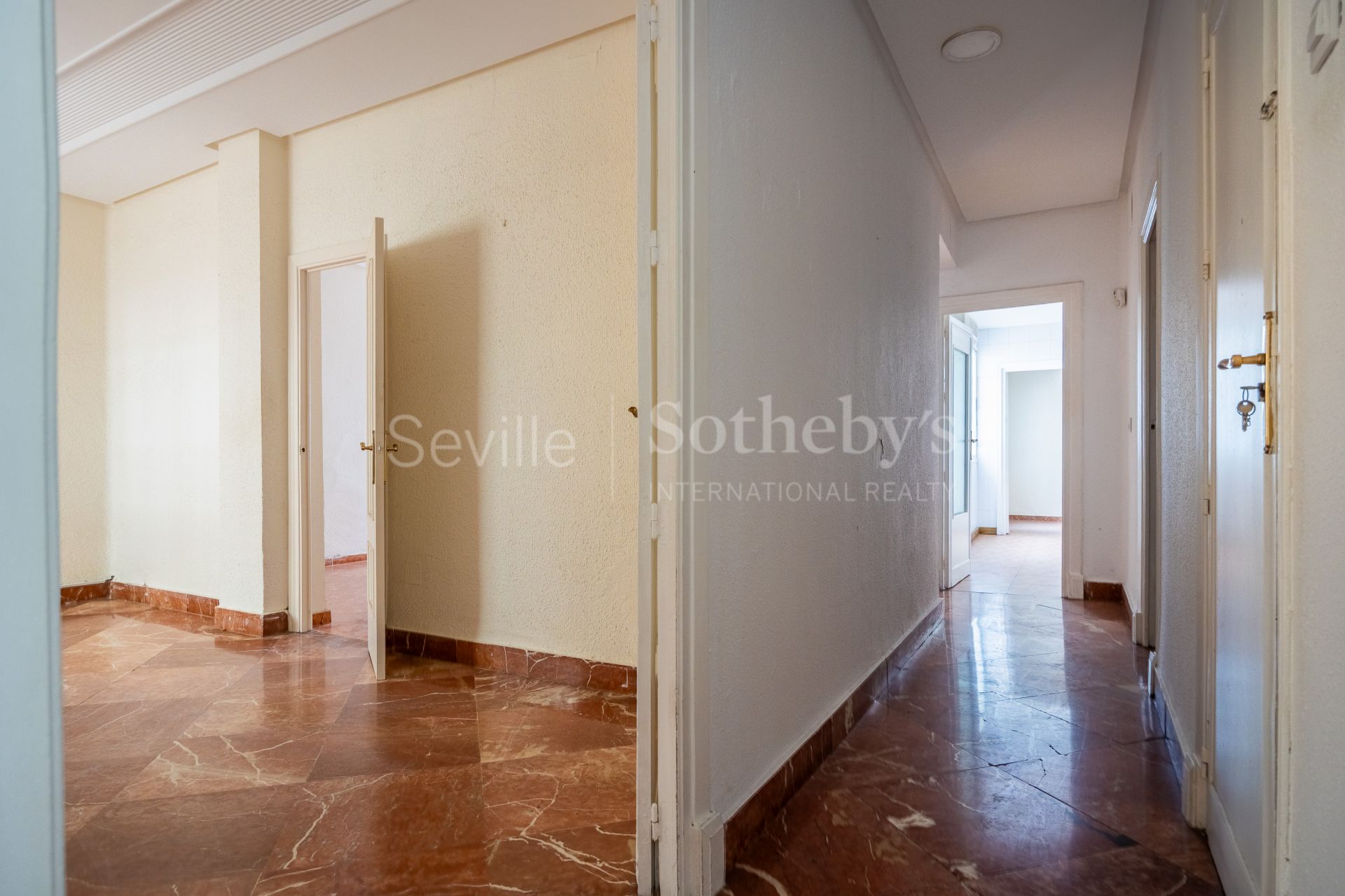Apartment with Terrace on Asunción Street