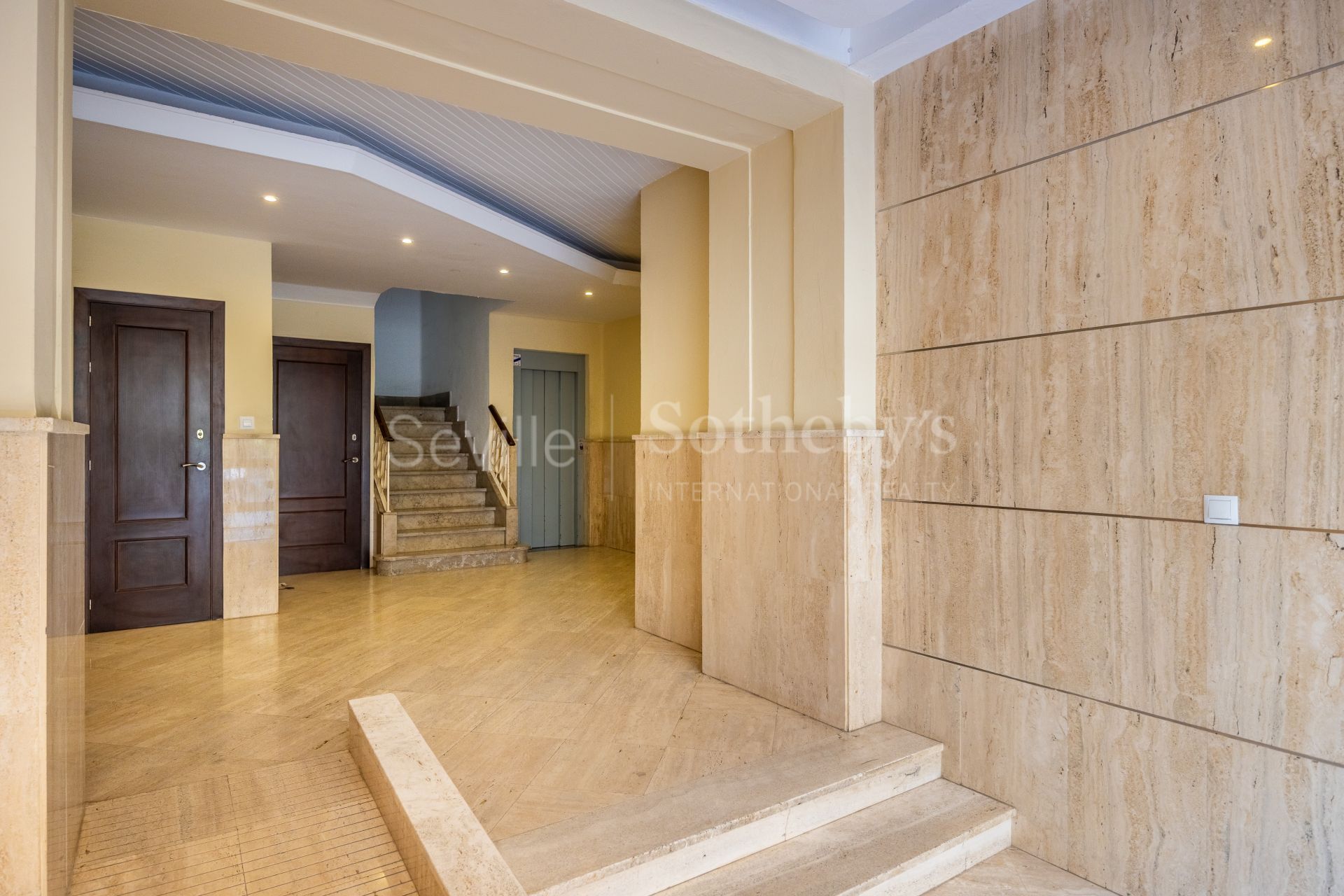 Apartment with Terrace on Asunción Street