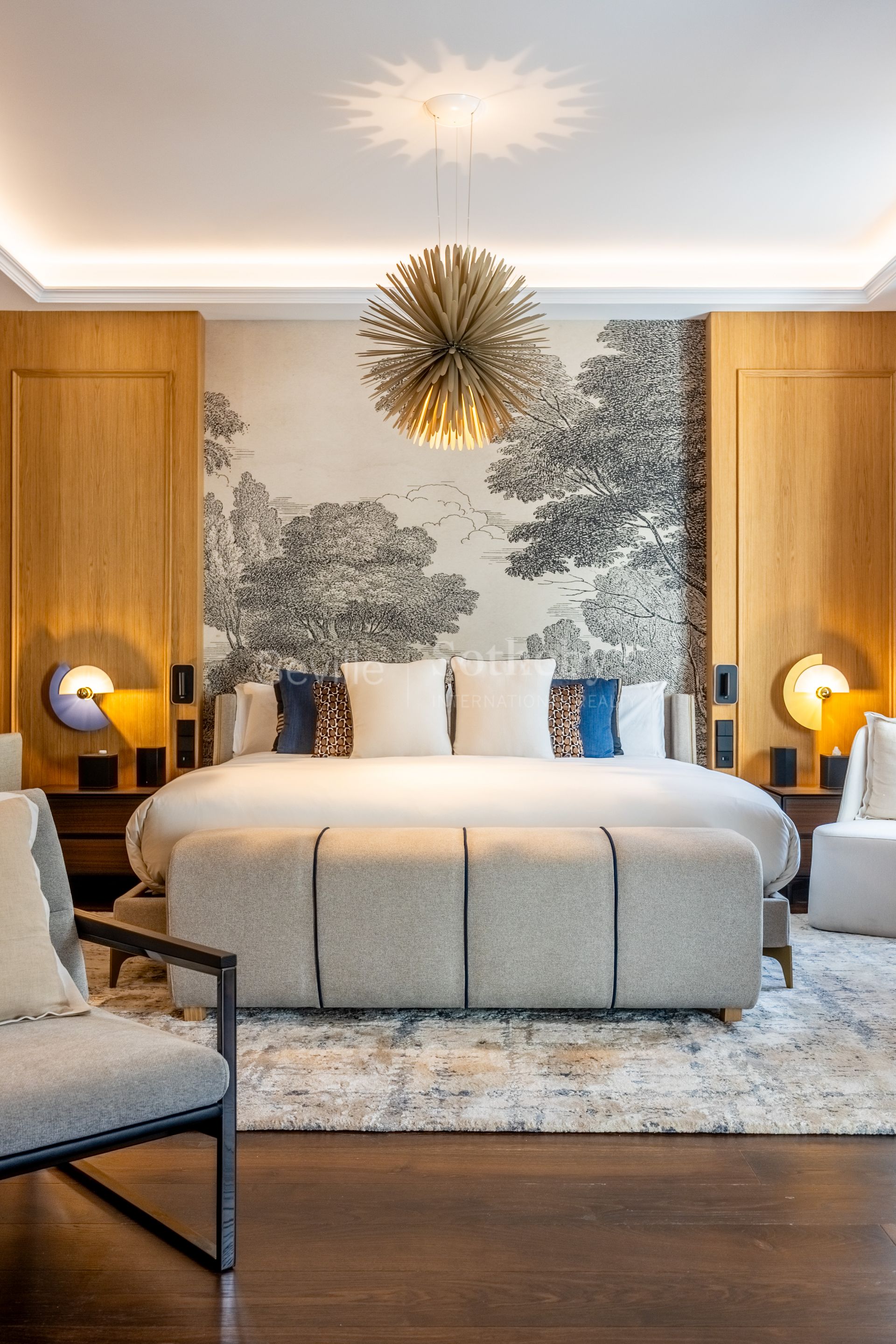 Residencia de lujo reformada en la Plaza del Museo