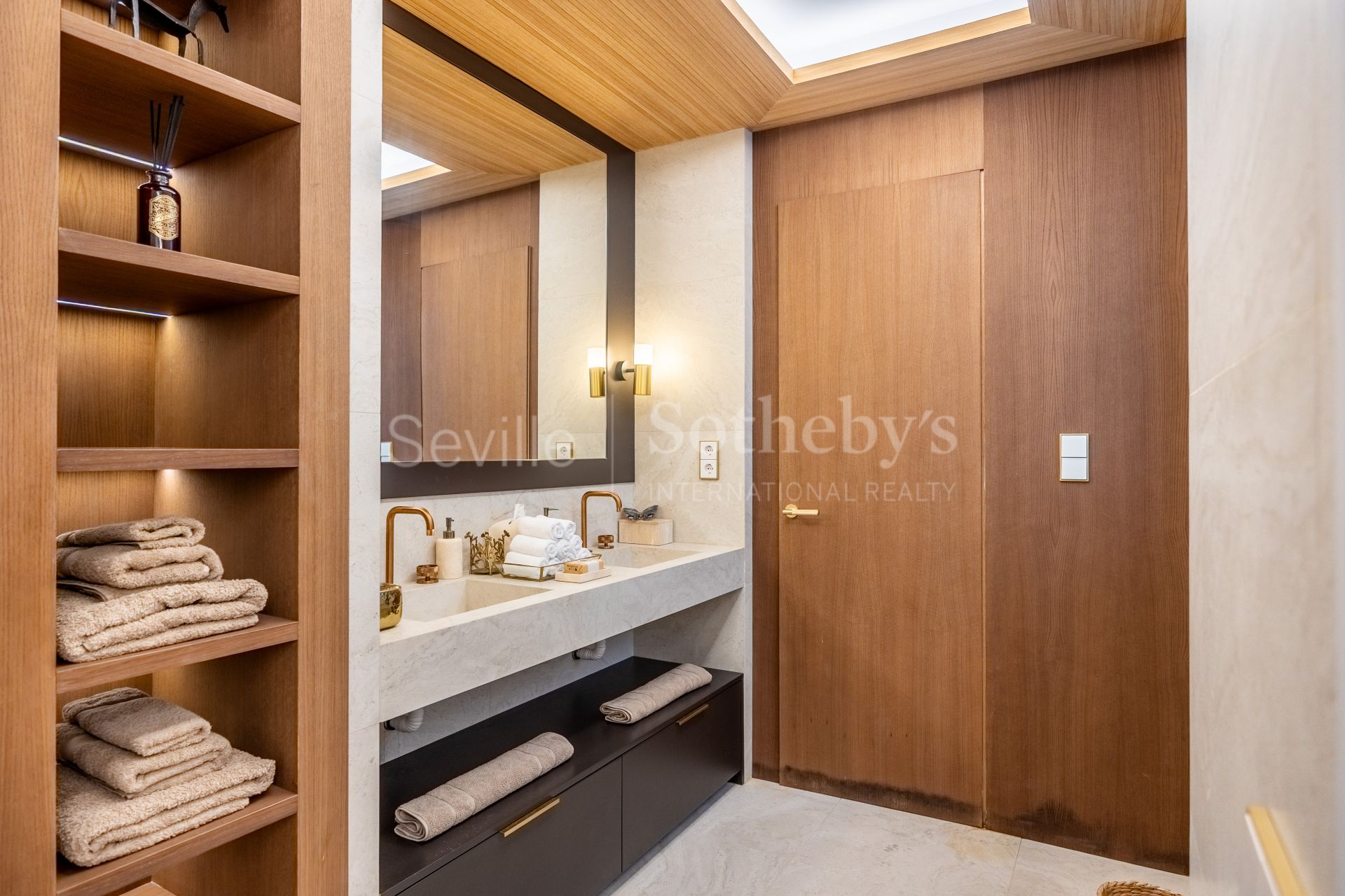 Residencia de lujo reformada en la Plaza del Museo