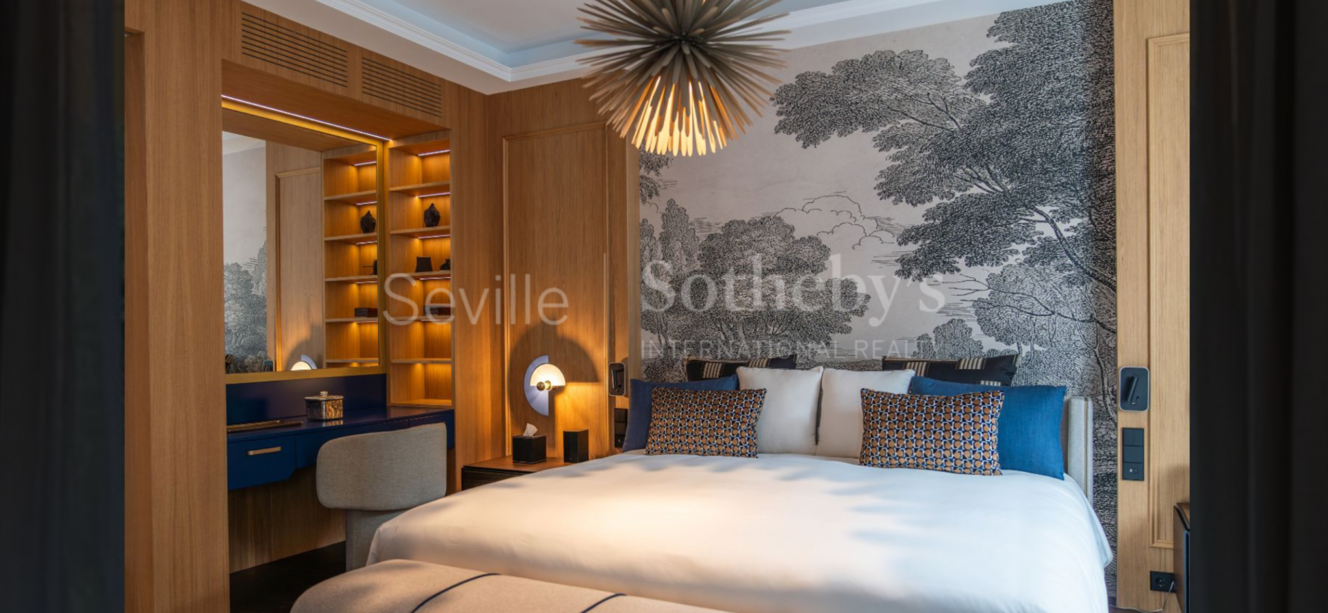 Residencia de lujo reformada en la Plaza del Museo