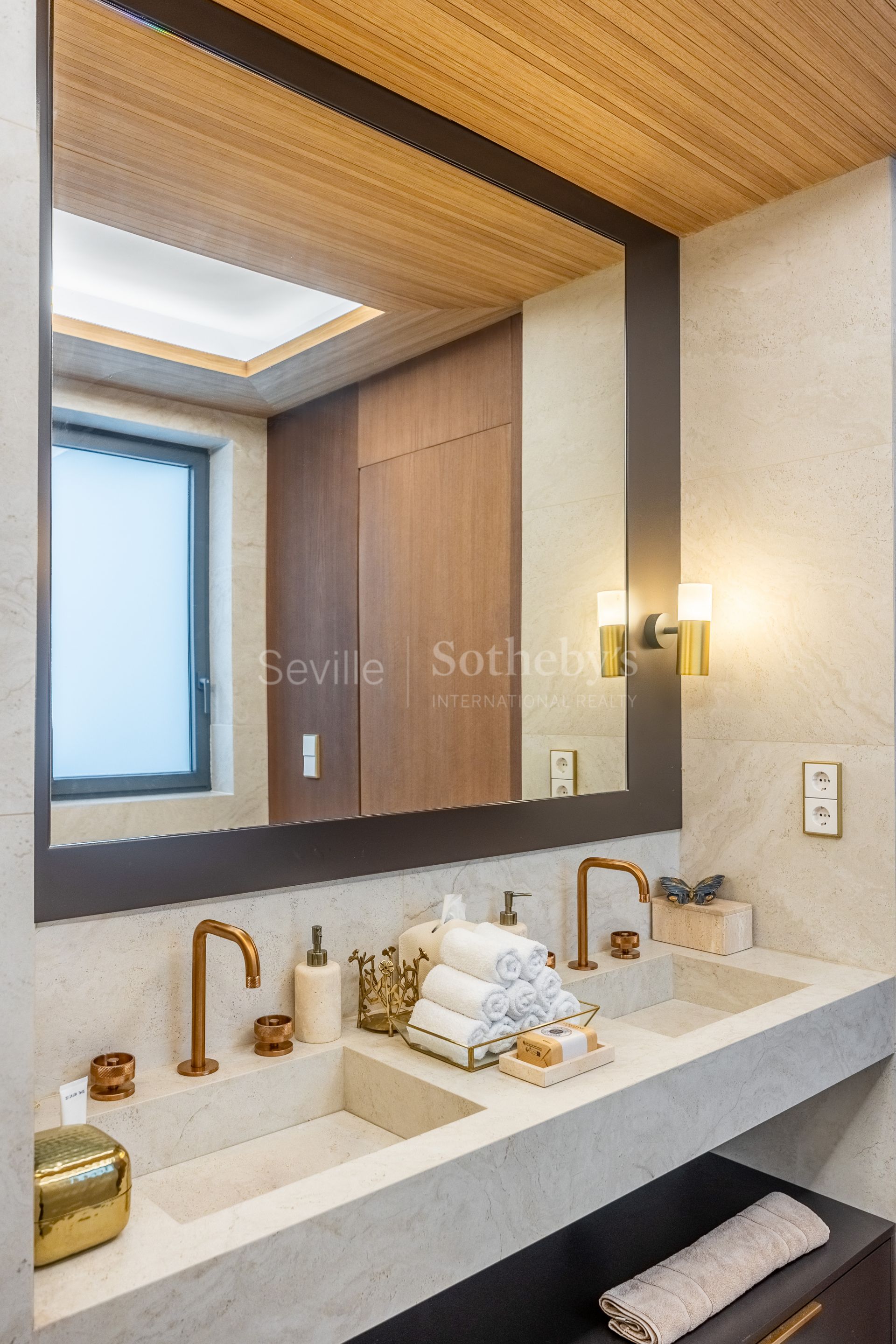 Residencia de lujo reformada en la Plaza del Museo